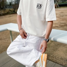 罗意威#LOEWE 2026春夏新款首发专柜最新款短袖圆领T恤 高端订制 设计前卫时尚!品牌logo 罗意威#LOEWE 2026春夏新款首发专柜最新款短袖圆领T恤 高端订制 设计前卫时尚!品牌logo