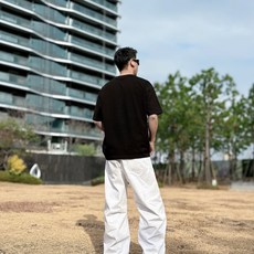 罗意威#LOEWE 2026春夏新款首发专柜最新款短袖圆领T恤 高端订制 设计前卫时尚!品牌logo 罗意威#LOEWE 2026春夏新款首发专柜最新款短袖圆领T恤 高端订制 设计前卫时尚!品牌logo