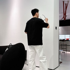 巴宝莉#BURBERRY 2026春夏新款首发专柜最新款短袖圆领T恤 高端订制 设计前卫时尚!品牌l 巴宝莉#BURBERRY 2026春夏新款首发专柜最新款短袖圆领T恤 高端订制 设计前卫时尚!品牌l