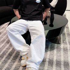 蒙口#MONCLER 2026春夏新款首发专柜最新款短袖圆领T恤 高端订制 设计前卫时尚!品牌log 蒙口#MONCLER 2026春夏新款首发专柜最新款短袖圆领T恤 高端订制 设计前卫时尚!品牌log