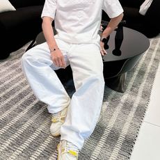 普拉达#PRADA 2026春夏新款首发专柜最新款短袖圆领T恤 高端订制 设计前卫时尚!品牌logo 普拉达#PRADA 2026春夏新款首发专柜最新款短袖圆领T恤 高端订制 设计前卫时尚!品牌logo