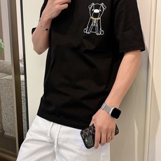 芬迪#FENDI 2026春夏新款首发专柜最新款短袖圆领T恤 高端订制 设计前卫时尚!品牌logo重 芬迪#FENDI 2026春夏新款首发专柜最新款短袖圆领T恤 高端订制 设计前卫时尚!品牌logo重