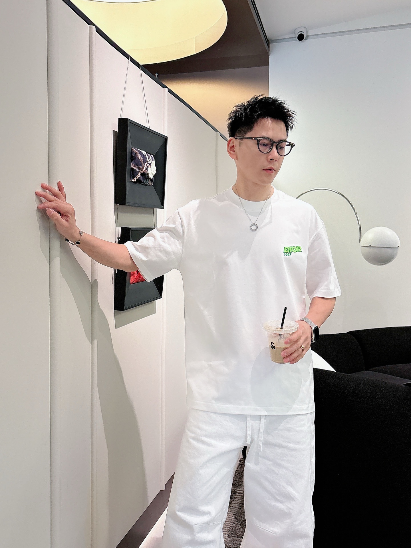 迪奥#DIOR   2026春夏新款首发专柜最新款短袖圆领T恤 高端订制 设计前卫时尚！品牌logo重工