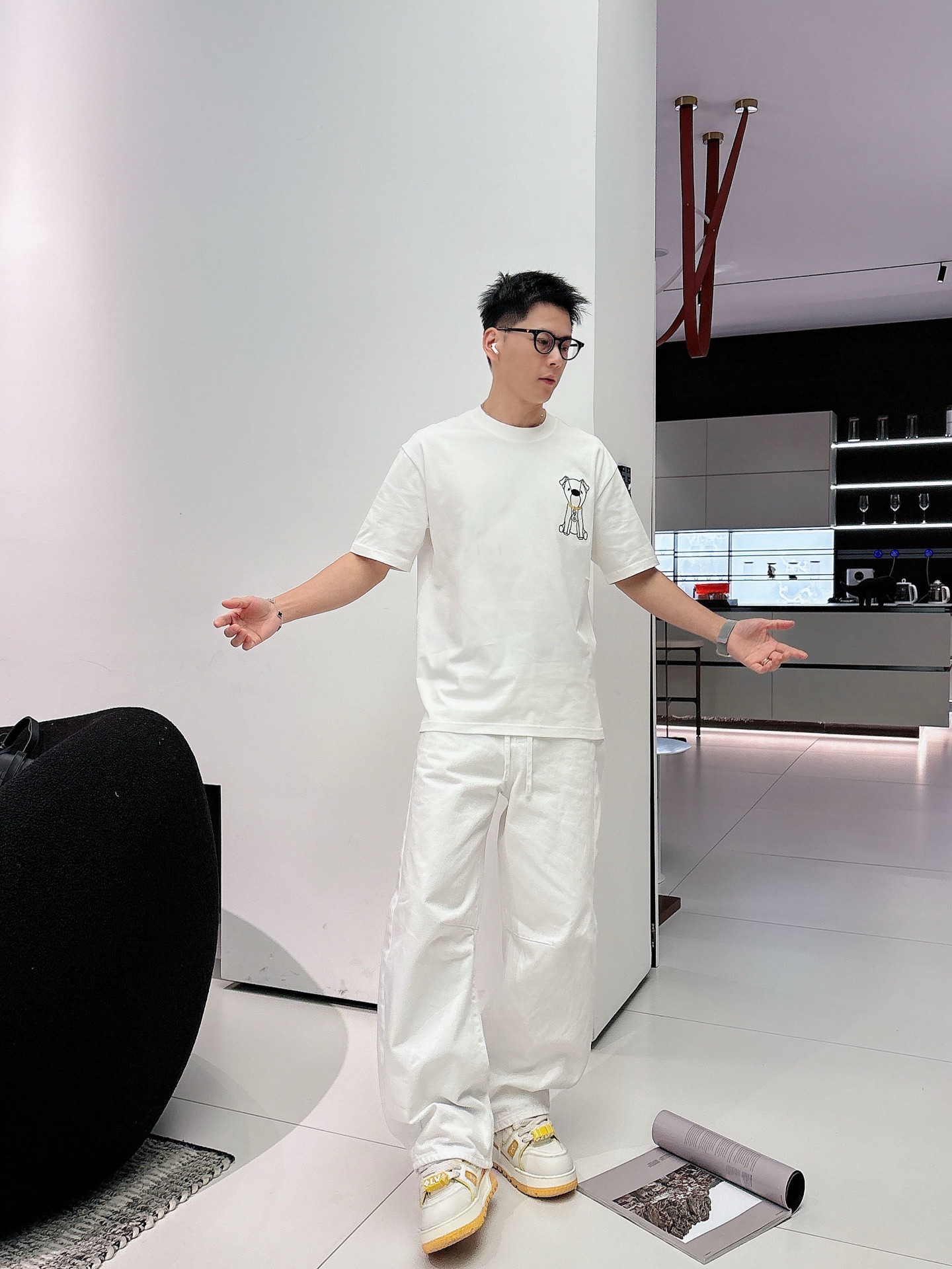 芬迪#FENDI   2026春夏新款首发专柜最新款短袖圆领T恤 高端订制 设计前卫时尚！品牌logo重