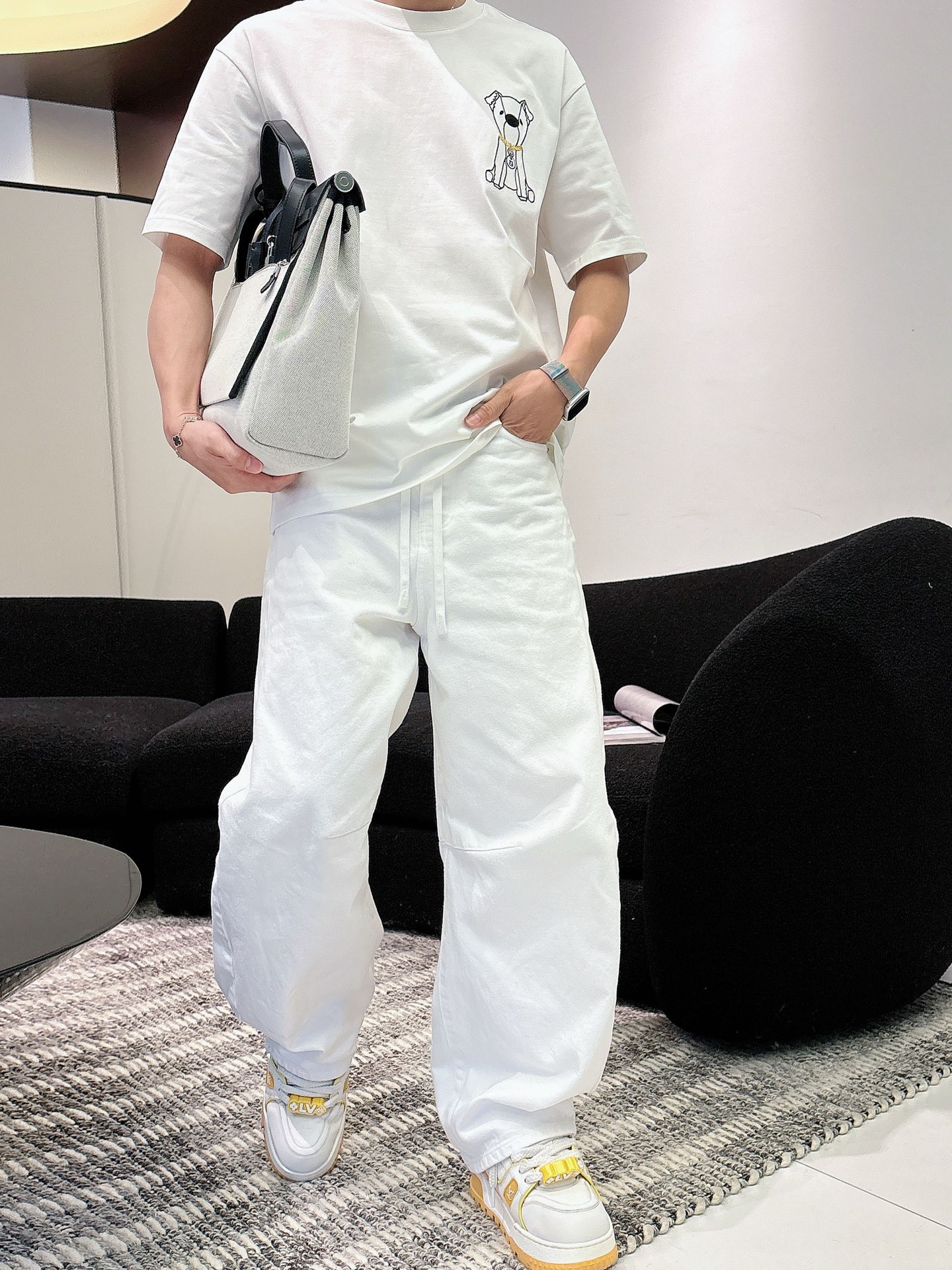 芬迪#FENDI   2026春夏新款首发专柜最新款短袖圆领T恤 高端订制 设计前卫时尚！品牌logo重