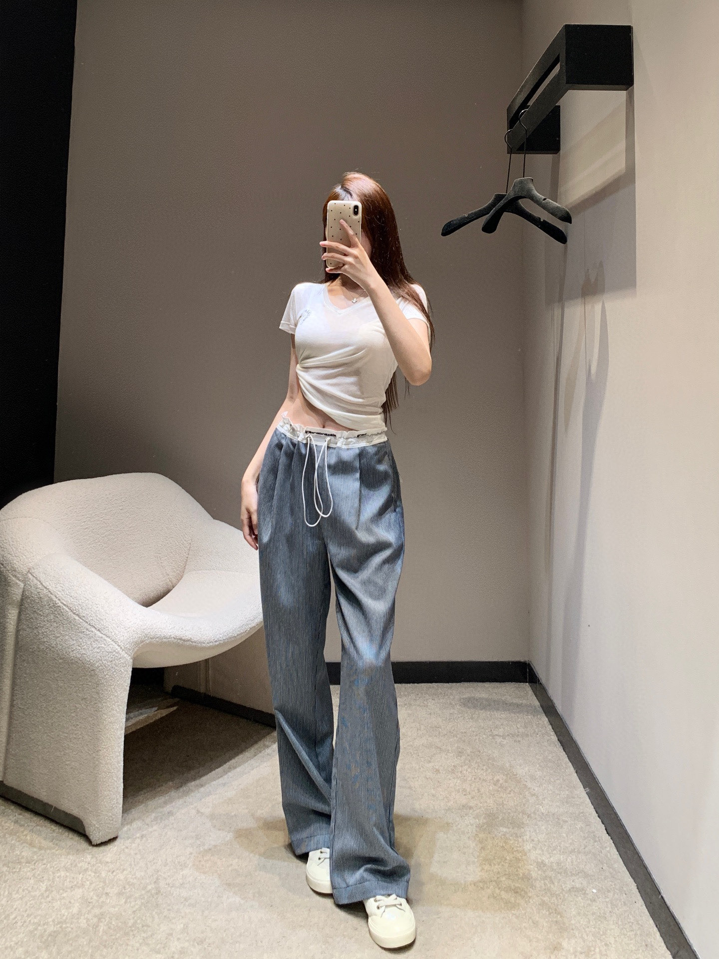 i1746804099290 1982 0 8