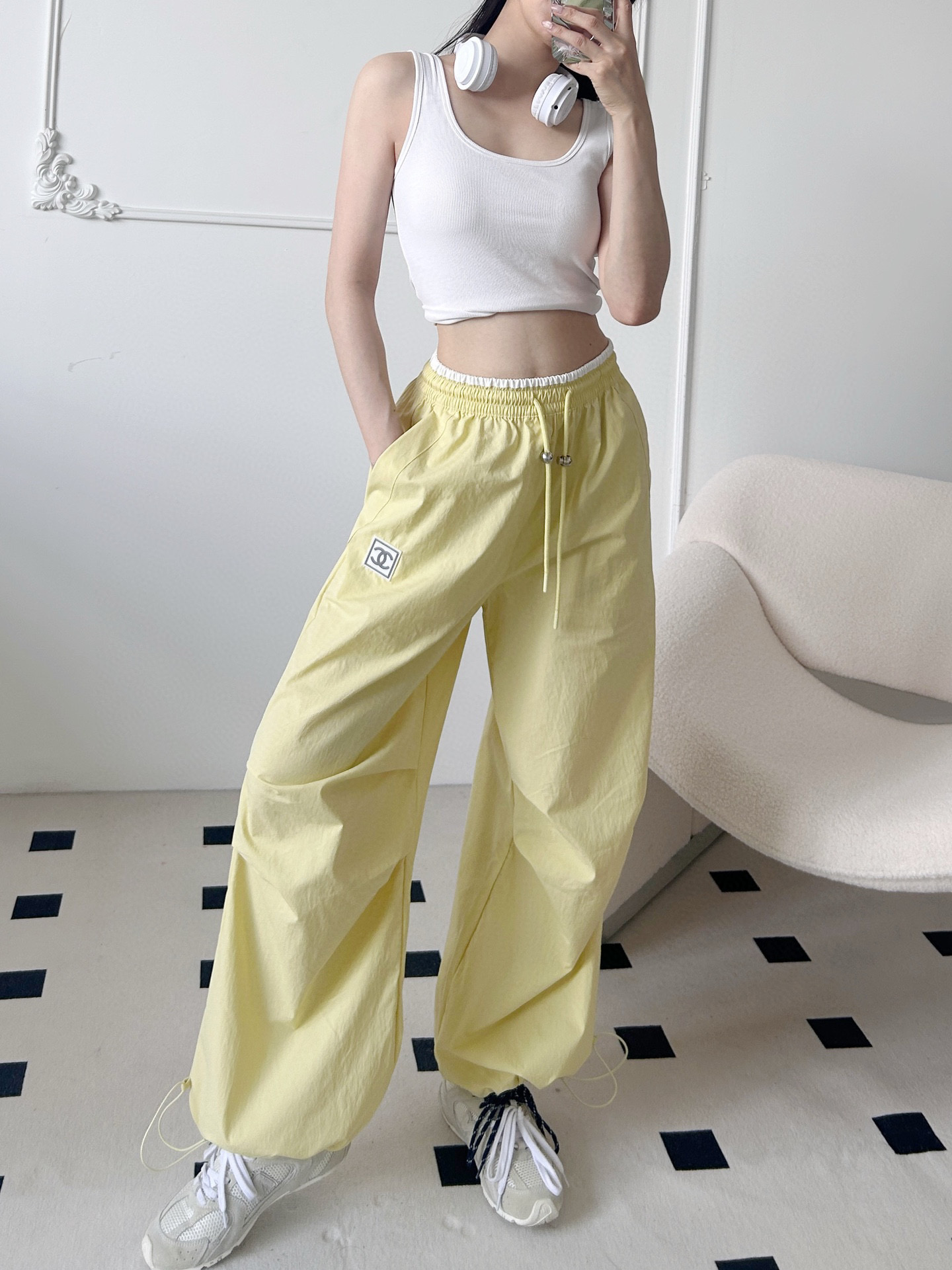 Chanel Wide-Leg Lounge Pants - Stylish and Comfortable, Versatile Design 2 i1747062055949 8065 0 1