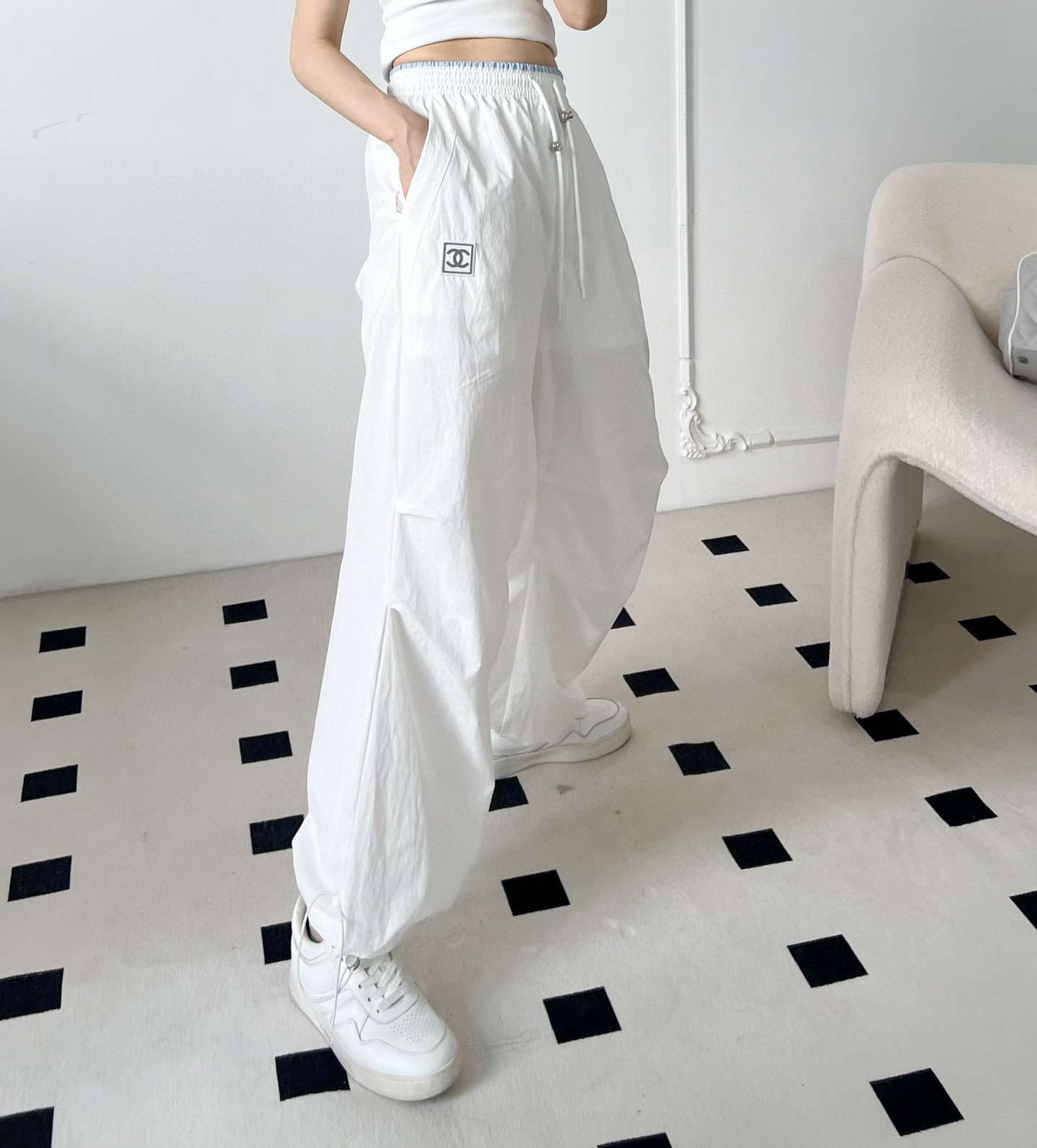 Chanel Wide-Leg Utility Pants | Fashionable, Lightweight & Comfortable 5 i1747062145241 9727 0 4