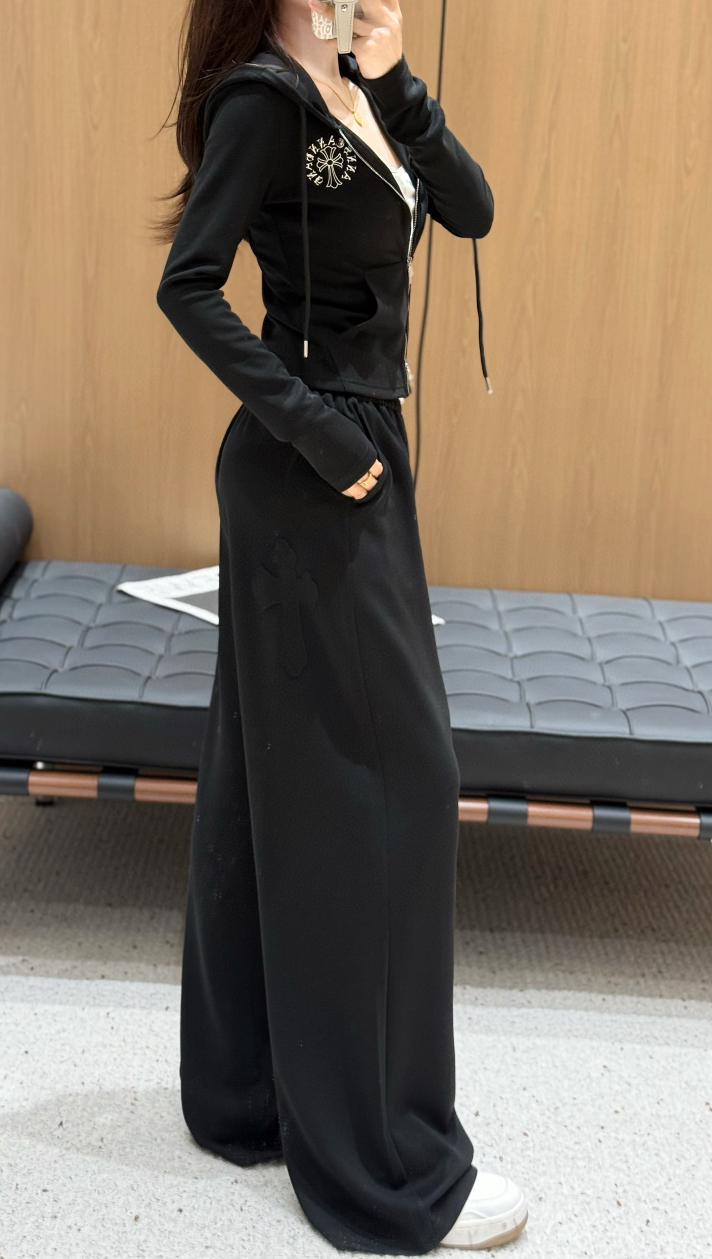 i1756213929016 2742 0 6