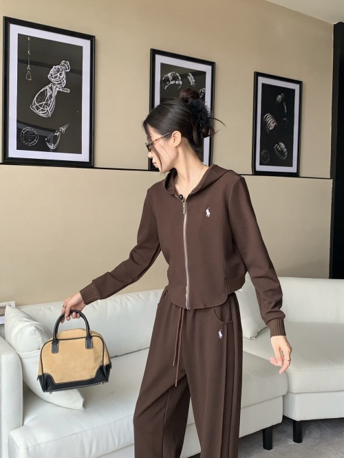 RL Logo Embellished Casual Set - Hoodie & Straight Leg Pants in Blue/Coffee 1 RL Logo Embellished Casual Set - Hoodie & Straight Leg Pants in Blue/Coffee