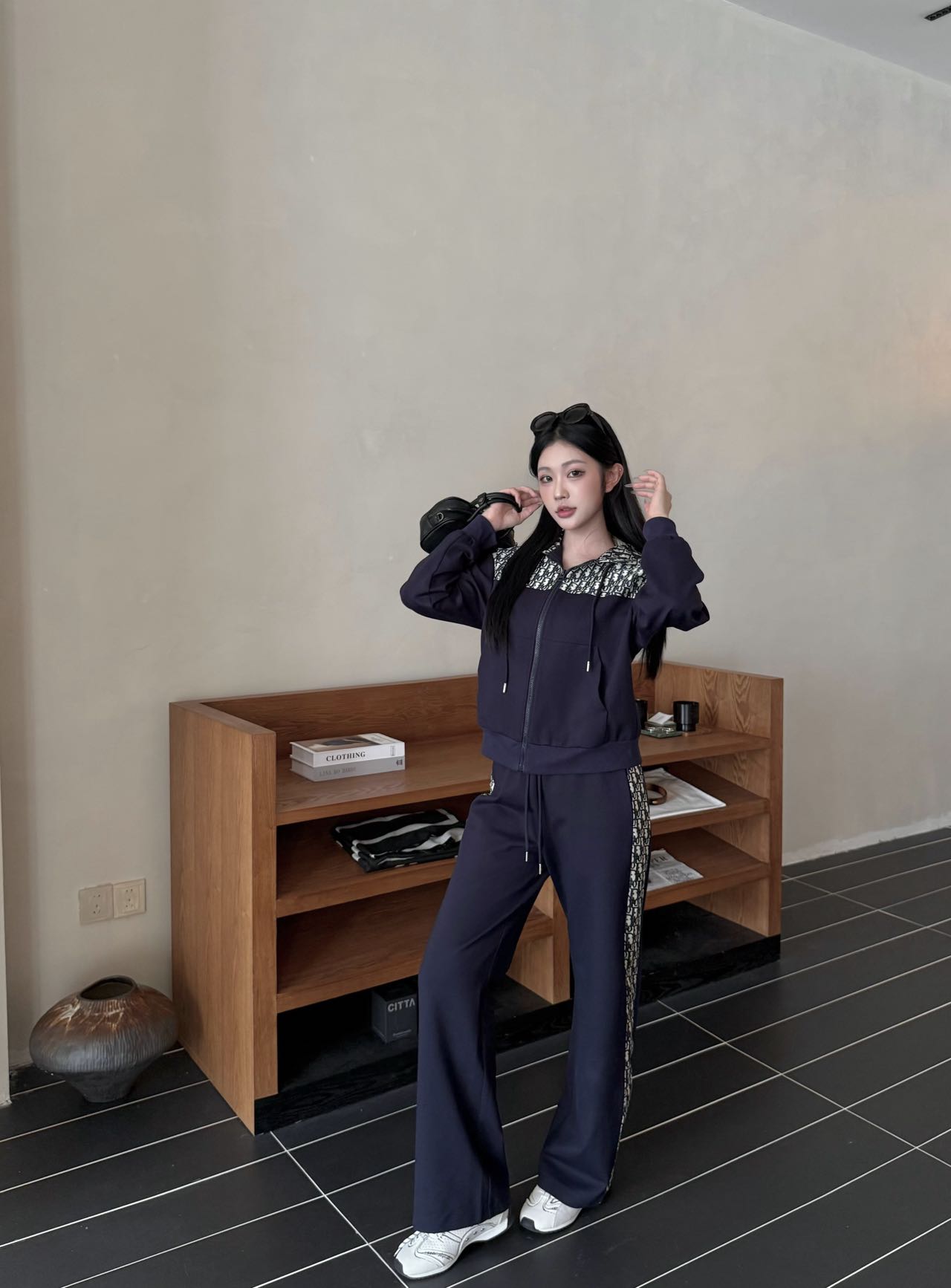Dior Logo Patchwork Hoodie Sweatshirt and Pants Set Loungewear 2 i1756560362051 4328 0 1