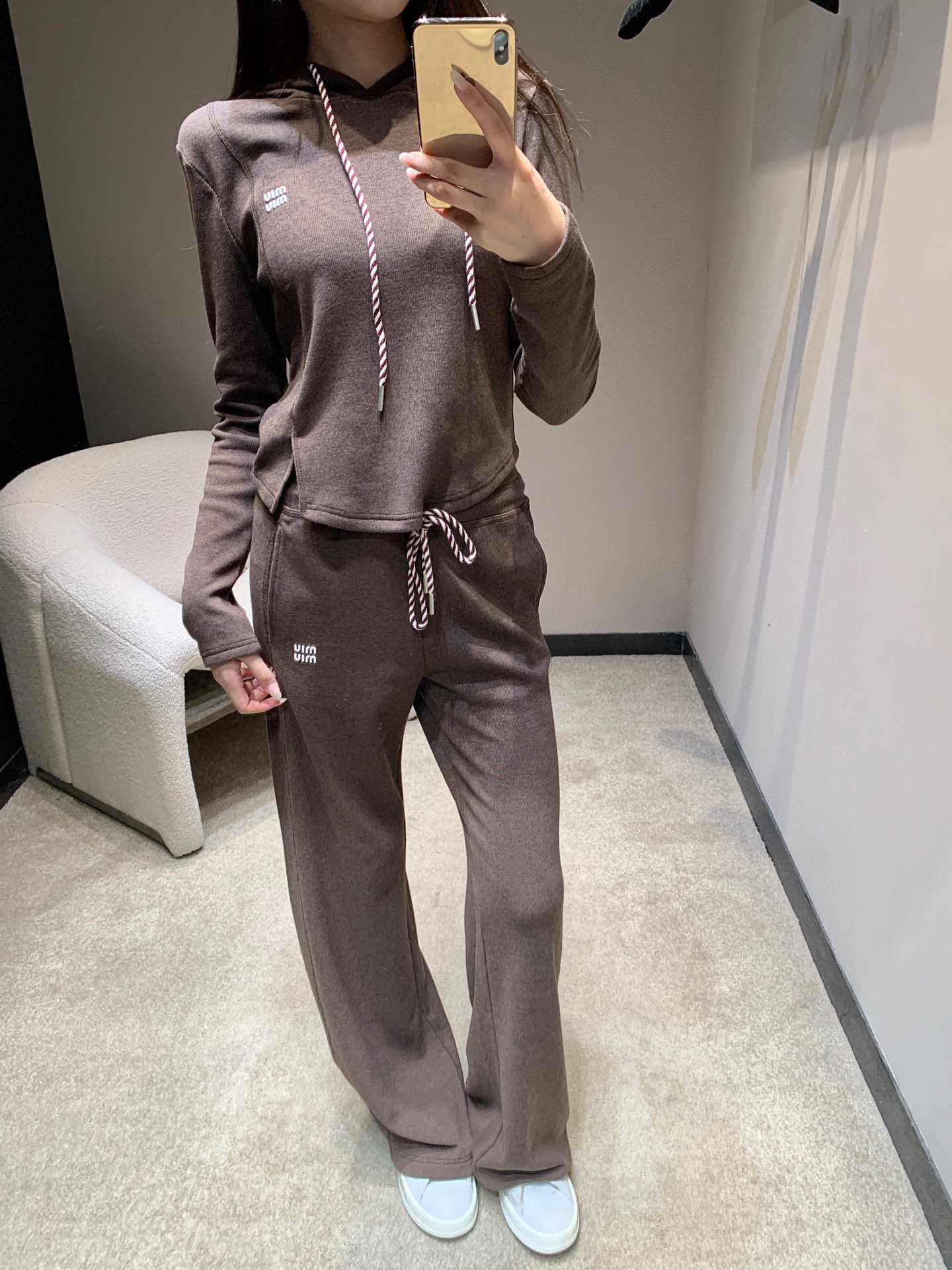 Miu Miu Drawstring Hoodie and Wide-Leg Pants Set with Subtle Logo Detail 2 i1757683986205 4993 0 1