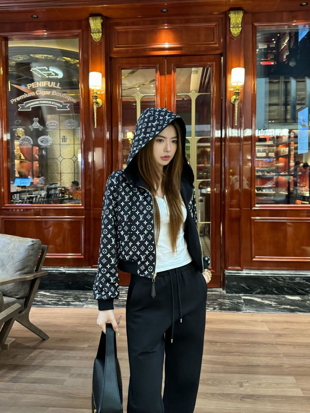 L/V Reversible Hooded Zip-Up Jacket & Pants Set - Stylish Comfort 6 i1758287243433 4314 0 5