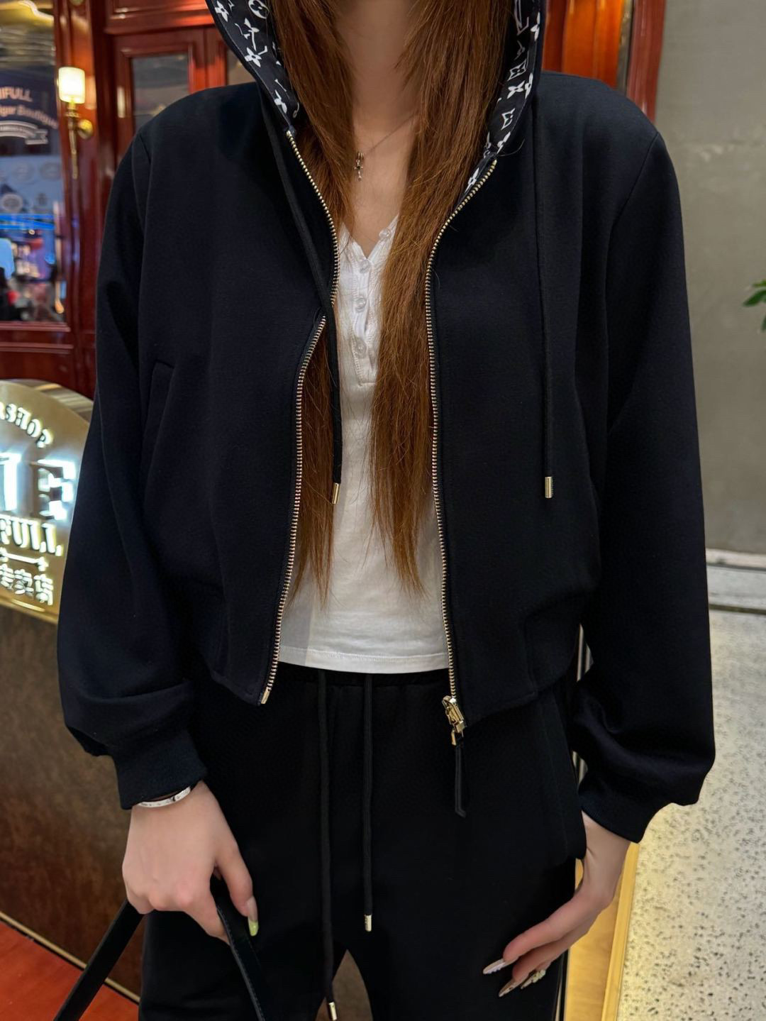 L/V Reversible Hooded Zip-Up Jacket & Pants Set - Stylish Comfort 1 i1758287244485 7604 0 0