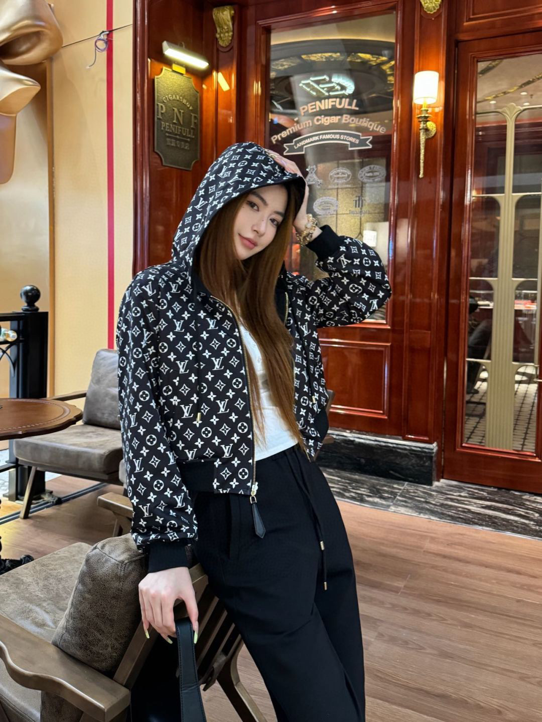L/V Reversible Hooded Zip-Up Jacket & Pants Set - Stylish Comfort 3 i1758287244487 3666 0 2