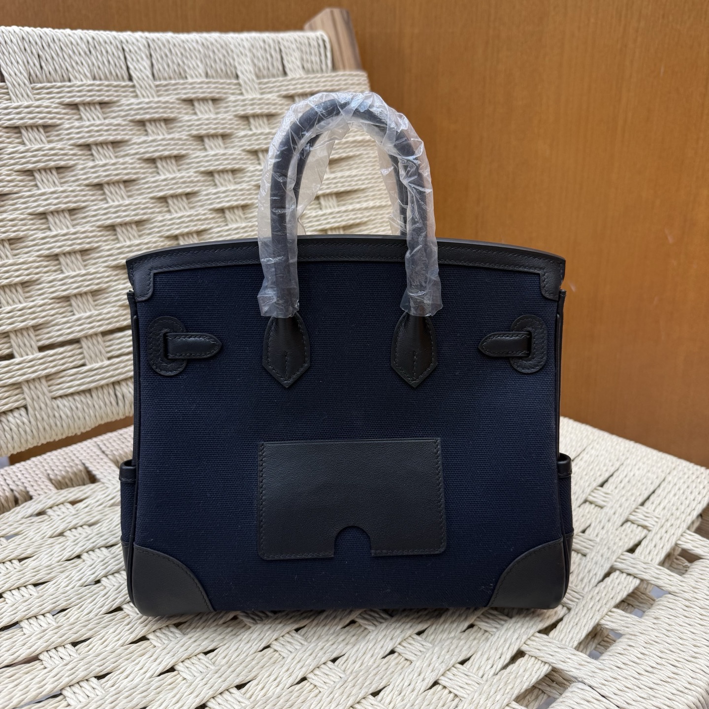 🐎新品
Birkin Cargo 帆布铂金包 25cm 原厂进口Swift皮拼帆布【午夜蓝】银扣 通勤休闲包 男女通用款
限量版 专柜同步 全手工蜜蜡线缝制 纯钢五金 现货