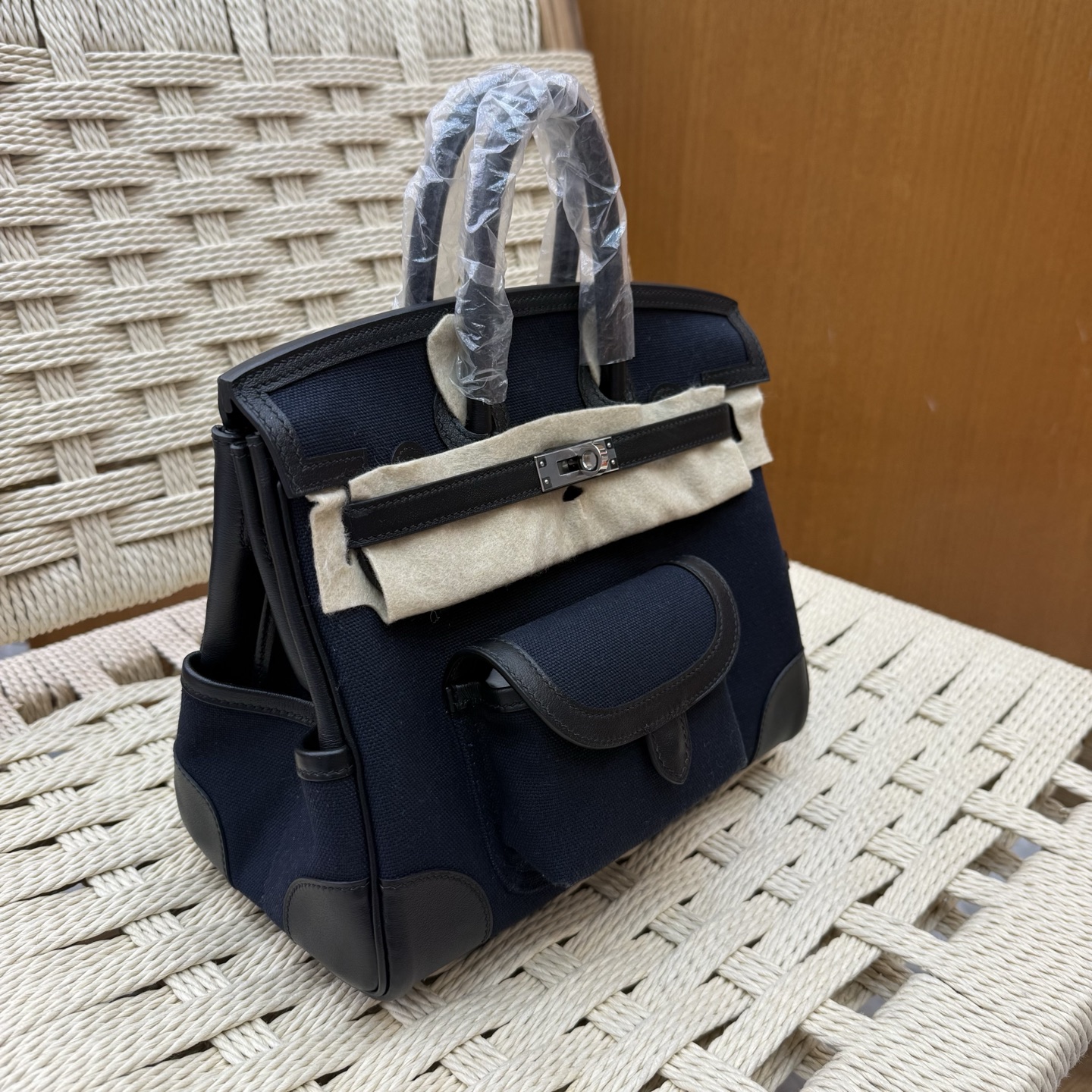 🐎新品
Birkin Cargo 帆布铂金包 25cm 原厂进口Swift皮拼帆布【午夜蓝】银扣 通勤休闲包 男女通用款
限量版 专柜同步 全手工蜜蜡线缝制 纯钢五金 现货