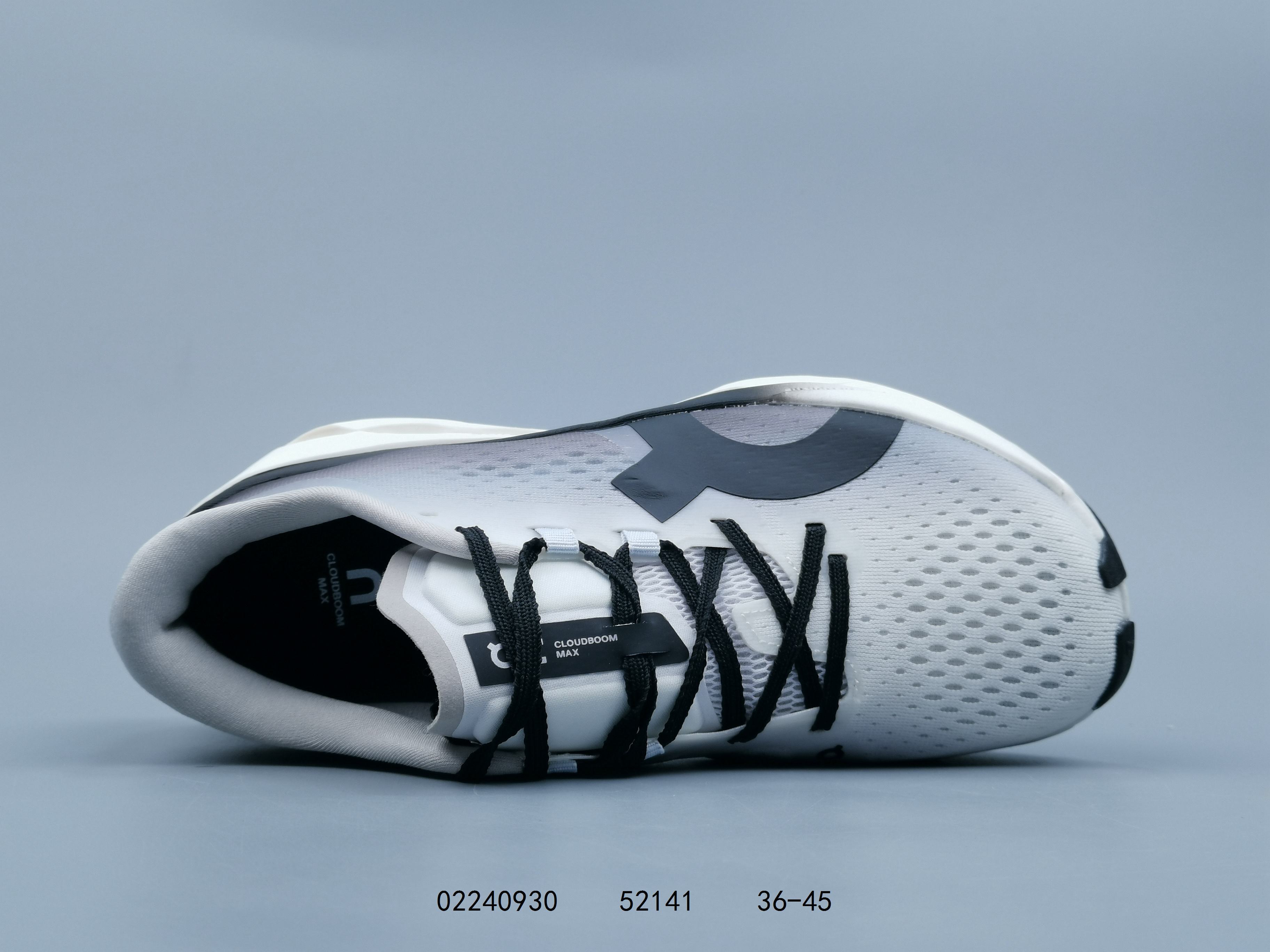 💰150
【新品🔥公司级】昂跑(On)Cloudboom Max 舒适时尚支撑 马拉松跑步鞋,On昂跑Cloudboom Max是一款专为马拉松跑者设计的长距离竞速跑鞋,采用双层Helion™ HF hyperfoam泡棉中底、含玻璃纤维的Speedboard®速度板和轻盈透气鞋面,提供强劲缓震、能量反馈和舒适脚感,适用于各个水平的马拉松跑者,Cloudboom Max搭载双层Helion™ HF hyperfoam泡棉中底,提供能量反馈和舒适脚感,配合含玻璃纤维的Speedboard®速度板,提升跑步效率和支撑性能。鞋面轻盈透气,能贴合并适应足部运动姿态,保持脚部干爽;橡胶外底具备良好抓地力,增强路面稳定性。
尺码: 36-45
编码: 02240930