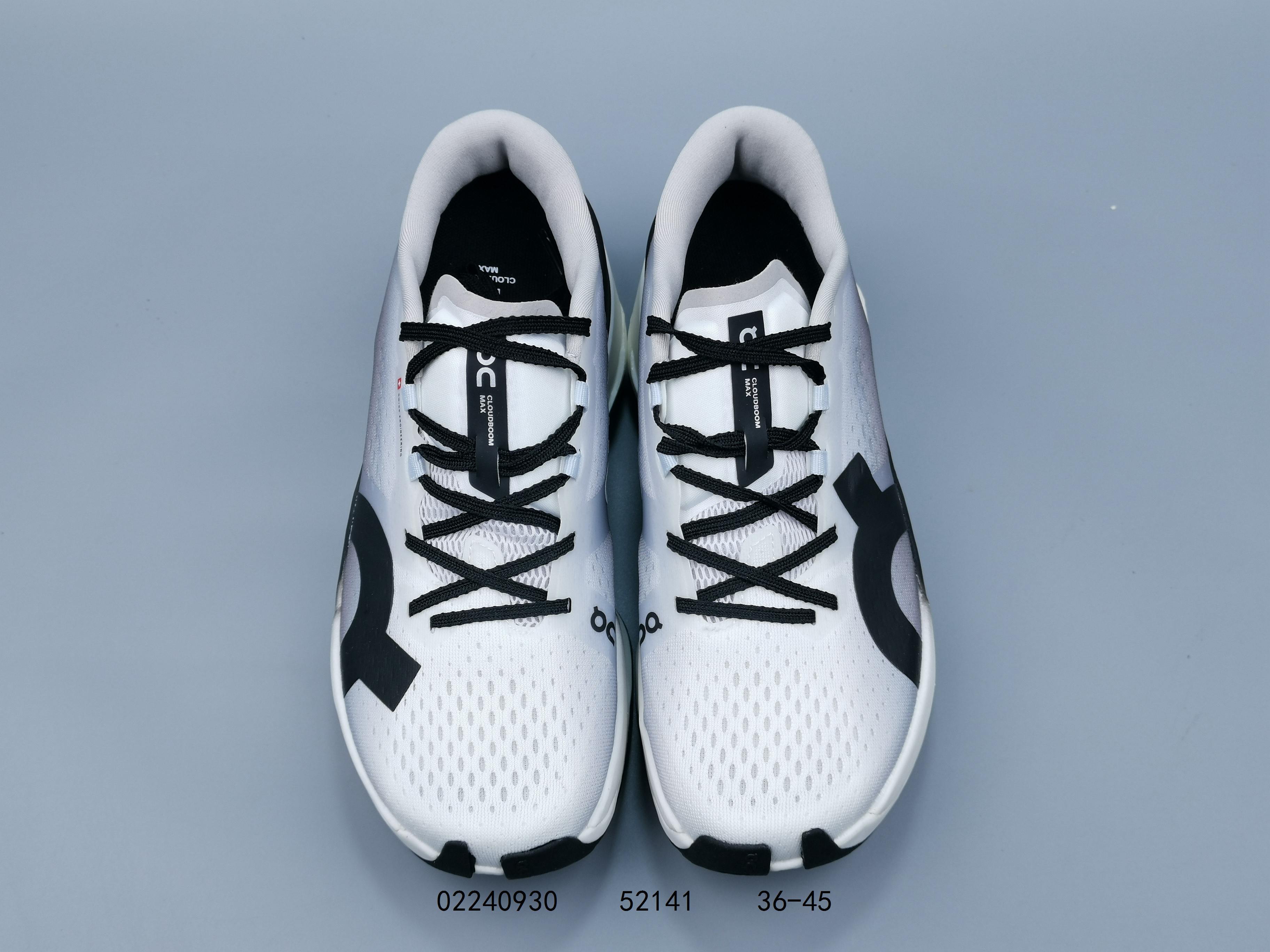 💰150
【新品🔥公司级】昂跑(On)Cloudboom Max 舒适时尚支撑 马拉松跑步鞋,On昂跑Cloudboom Max是一款专为马拉松跑者设计的长距离竞速跑鞋,采用双层Helion™ HF hyperfoam泡棉中底、含玻璃纤维的Speedboard®速度板和轻盈透气鞋面,提供强劲缓震、能量反馈和舒适脚感,适用于各个水平的马拉松跑者,Cloudboom Max搭载双层Helion™ HF hyperfoam泡棉中底,提供能量反馈和舒适脚感,配合含玻璃纤维的Speedboard®速度板,提升跑步效率和支撑性能。鞋面轻盈透气,能贴合并适应足部运动姿态,保持脚部干爽;橡胶外底具备良好抓地力,增强路面稳定性。
尺码: 36-45
编码: 02240930