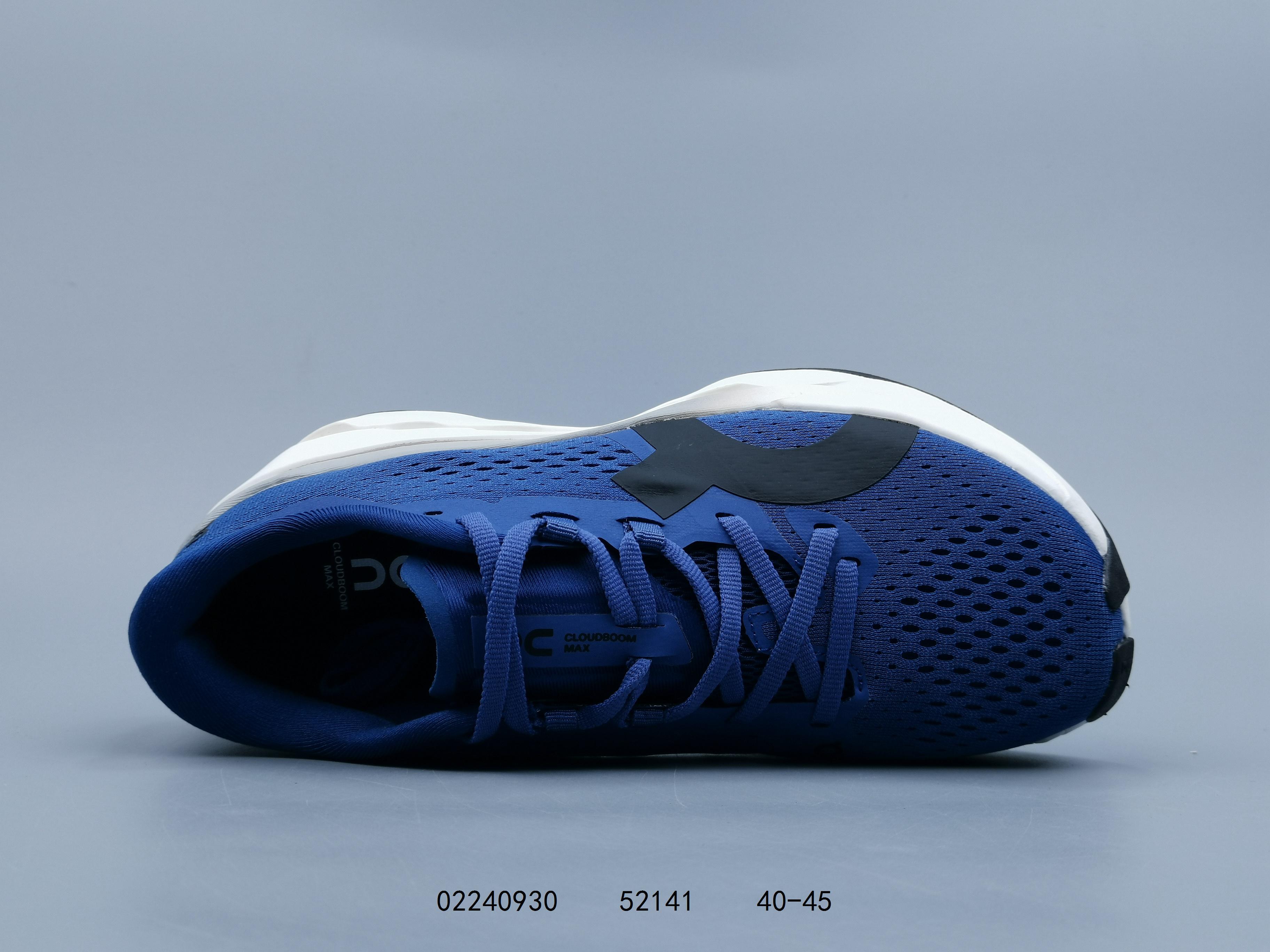 💰150
【新品🔥公司级】昂跑(On)Cloudboom Max 舒适时尚支撑 马拉松跑步鞋,On昂跑Cloudboom Max是一款专为马拉松跑者设计的长距离竞速跑鞋,采用双层Helion™ HF hyperfoam泡棉中底、含玻璃纤维的Speedboard®速度板和轻盈透气鞋面,提供强劲缓震、能量反馈和舒适脚感,适用于各个水平的马拉松跑者,Cloudboom Max搭载双层Helion™ HF hyperfoam泡棉中底,提供能量反馈和舒适脚感,配合含玻璃纤维的Speedboard®速度板,提升跑步效率和支撑性能。鞋面轻盈透气,能贴合并适应足部运动姿态,保持脚部干爽;橡胶外底具备良好抓地力,增强路面稳定性。
尺码: 40-45
编码: 02240930