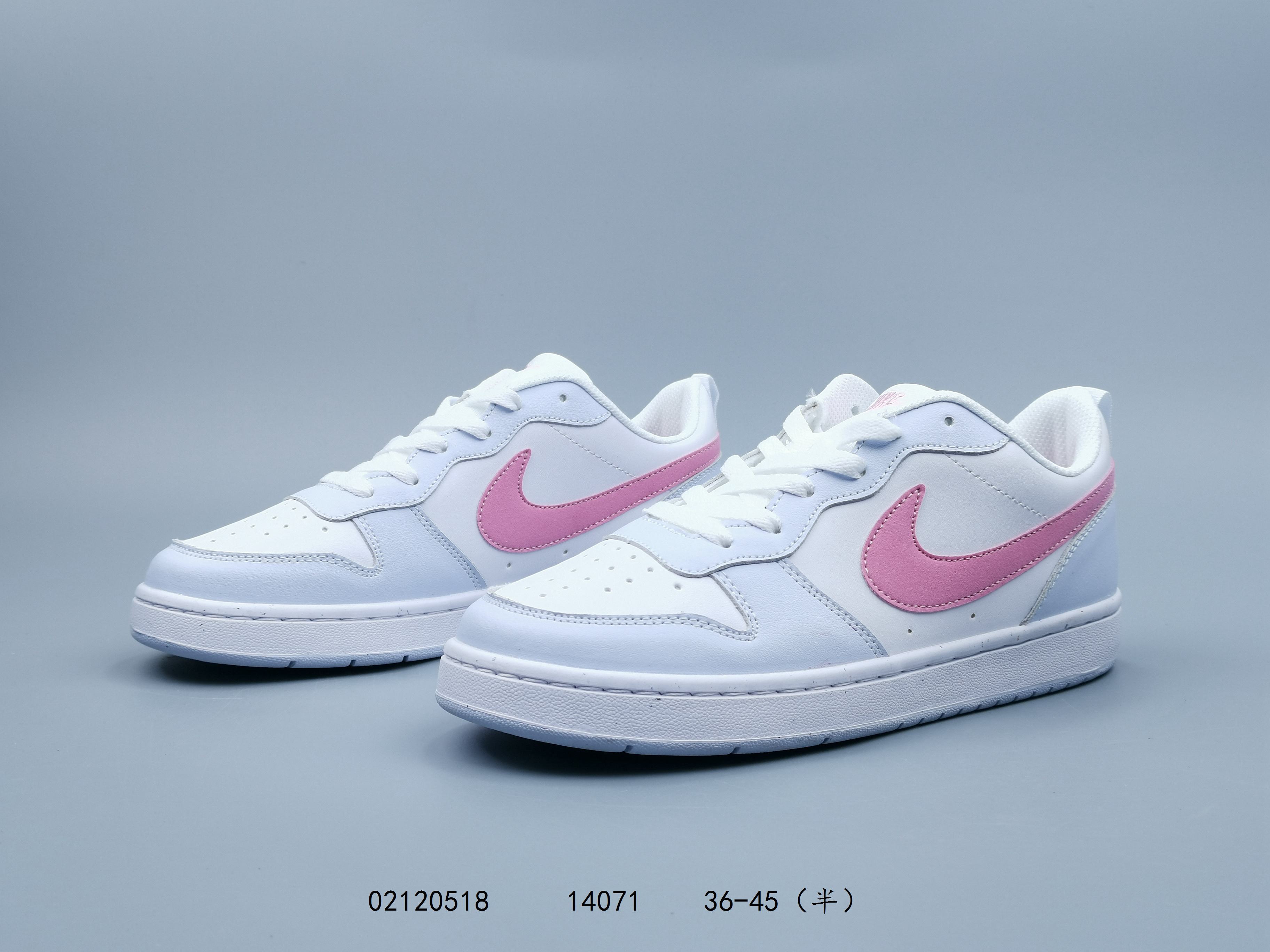 💰💰80元
耐克（NIKE）男女子运动鞋 COURT BOROUGH LOW 小空军低帮板鞋。1.其皮革材质的鞋面结合网眼鞋舌，在出众外观与质感的同时提供稳固支撑，并且提升透气性。弹力鞋垫，耐穿舒适，增加缓震性能。2.耐克COURT也是耐克性价比比较高的鞋款，COURT鞋型很像AJ1LOW，鞋底很像AF1，当然还是有差别的，毕竟产品用料，定位都不一样，性价比来说还是不错的选择。3.这款鞋子加上外底采用扭转点设计，流畅启停，灵活抓地;鞋身有着耐克logo标志，展现品牌价值。

类型：男女鞋
货号：BQ5448-110
码数：36-44含半码
编码:   02120518