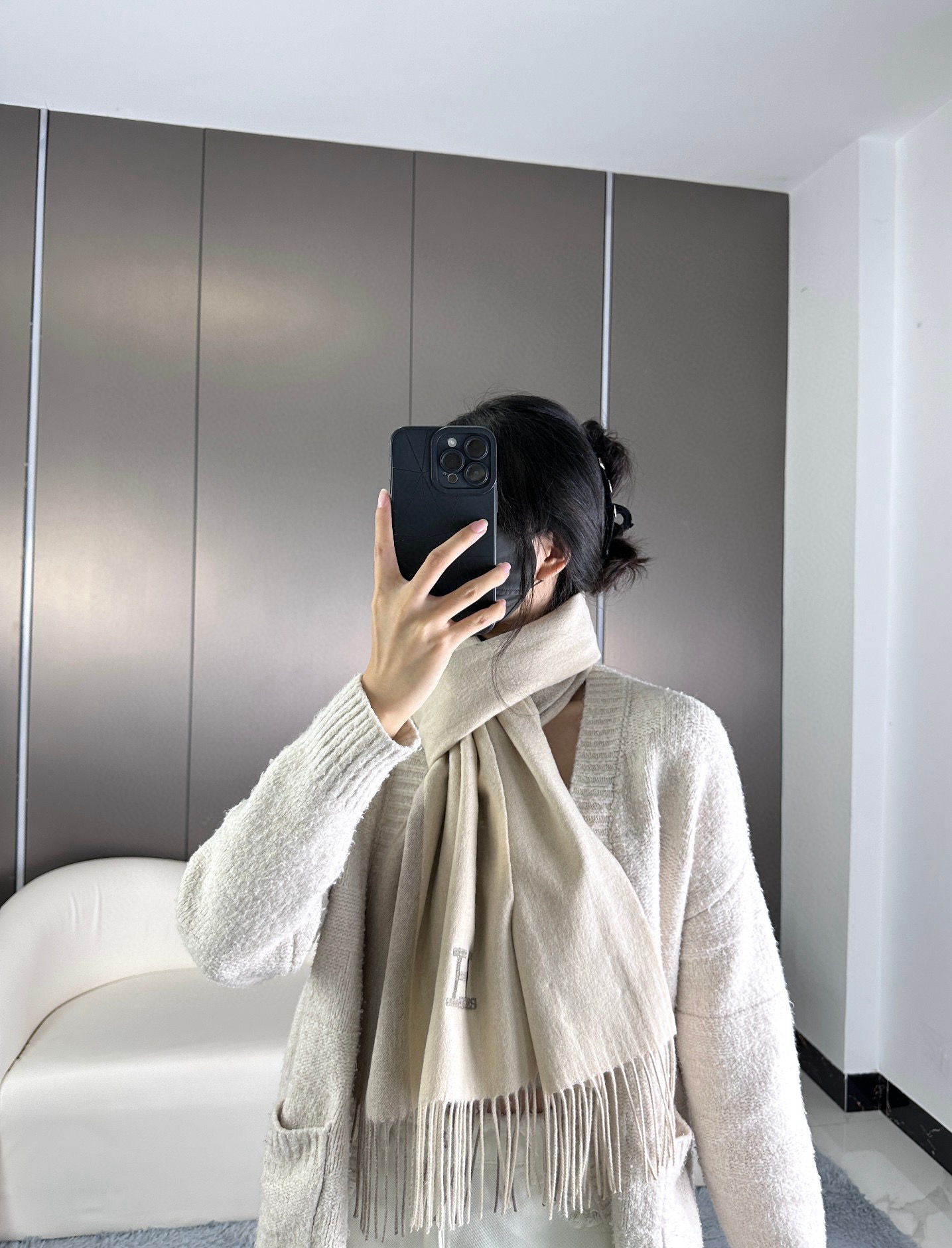 上新！Hermes · 爱马仕，大H难得一见的温柔配色，低调又不失优雅❗️】重点推荐❗️双边配色，一条围