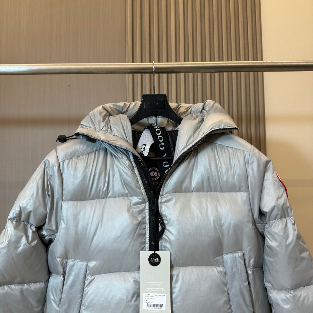 Canada Goose Crofton 2024: Ultimate Cold Weather Performance, Lightweight, Gender-Neutral. - 图片 2