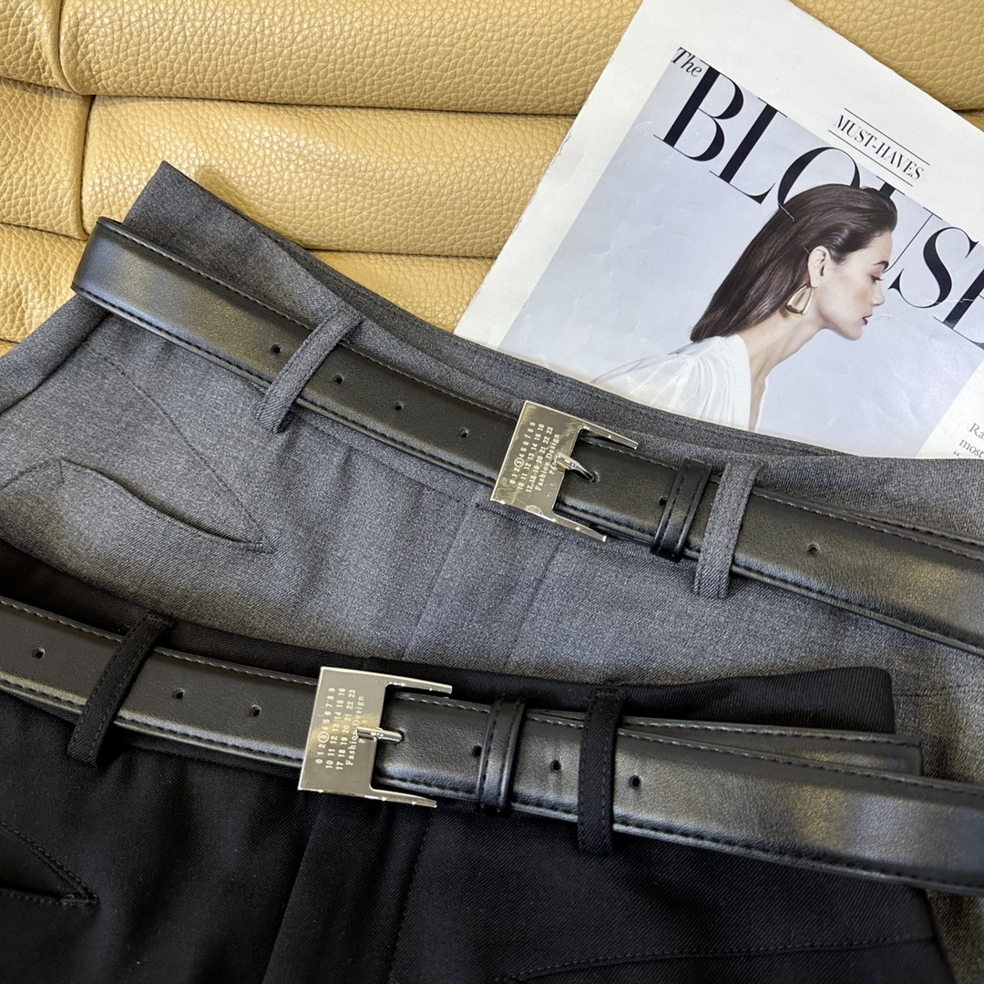 Autumn One-on-One Female Suit Package: Air Belt Decorated Dress for Daily Commuting - 图片 5