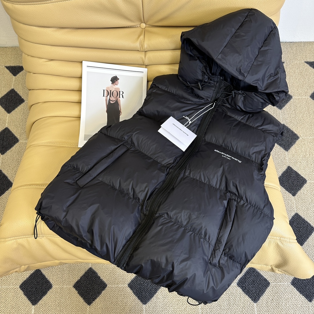 Stylish Woman’s Winter Cotton Coat with Dustproof Bag, Warm and Comfortable Fit - 图片 1