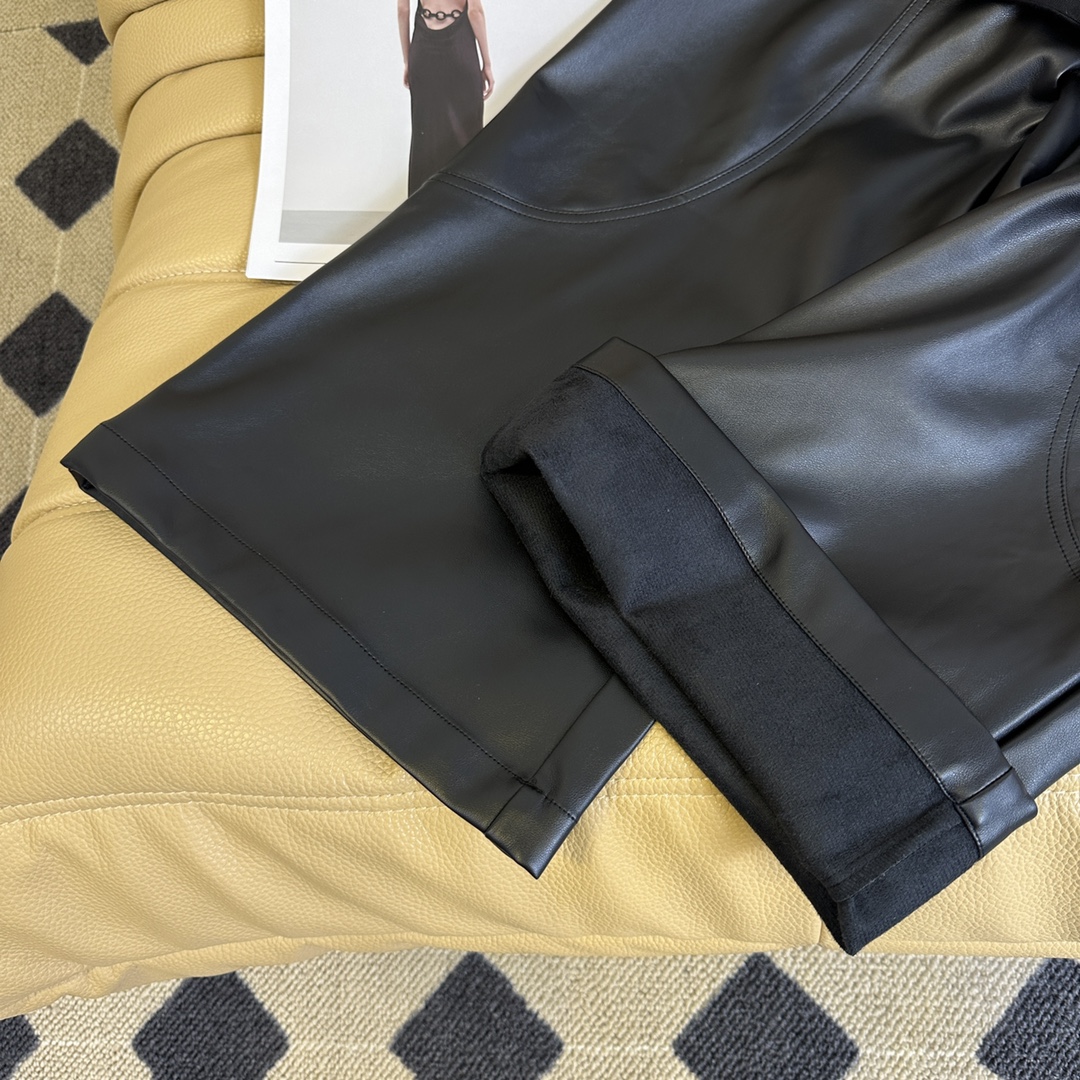 Women’s Winter Suit: Soft, Warm, Stylish, and Comfortable with Broad Legs and Pup Pants - 图片 6