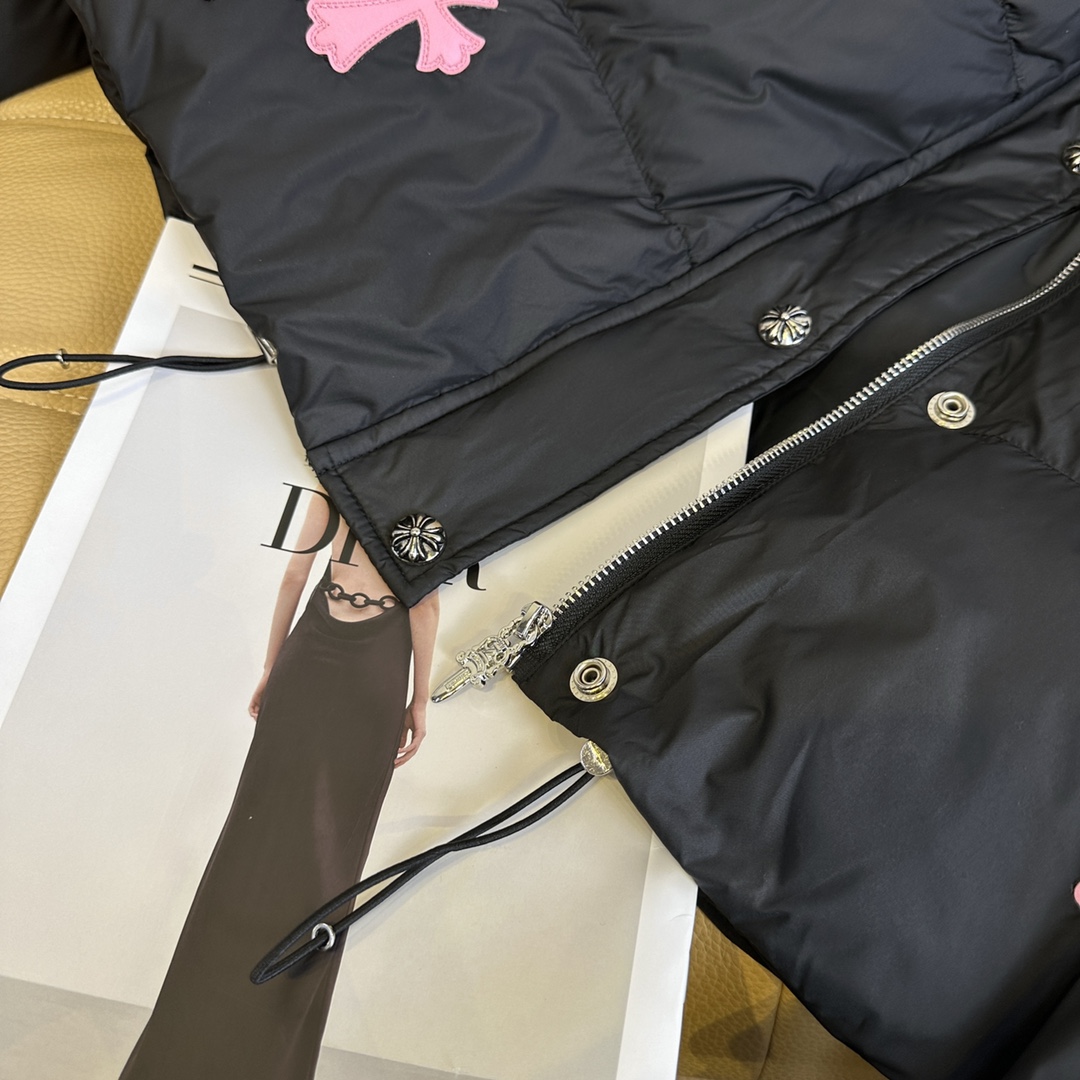 Stylish Fall/Winter Female Outfits: Dustproof Bags, Caps, Coats, Custom Gold Zippers - 图片 7