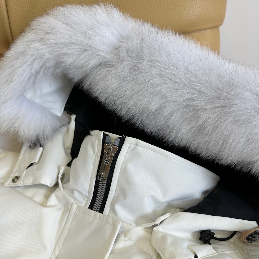 “New Hooded Coats with Velvet Lining and Waterproof Design for Women” - 图片 4