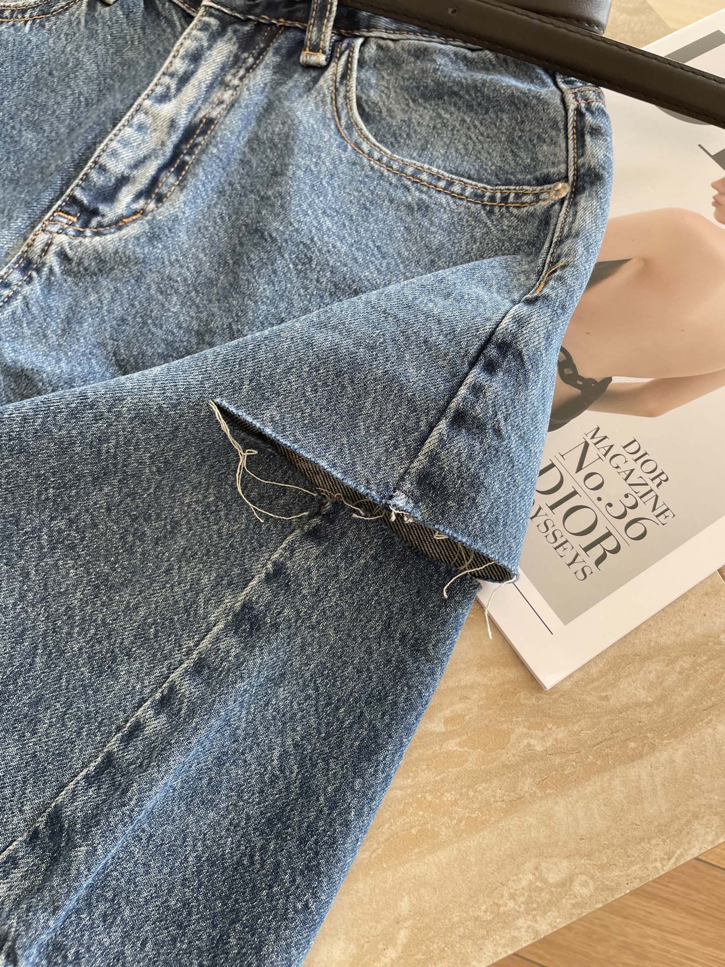 Stylish Summer Fashion: P414 Woman’s Trendy Cut-off Shorts with Belts - 图片 6