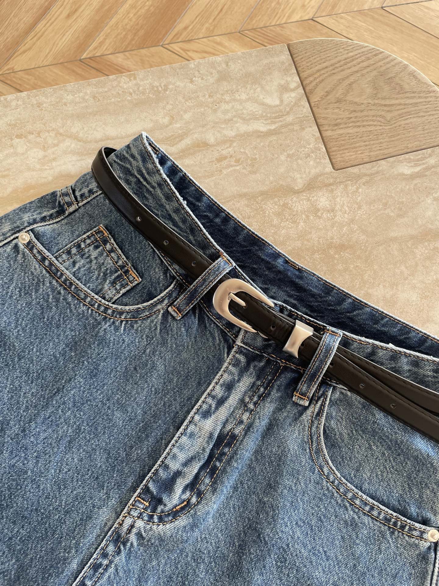 Stylish Summer Fashion: P414 Woman’s Trendy Cut-off Shorts with Belts - 图片 3