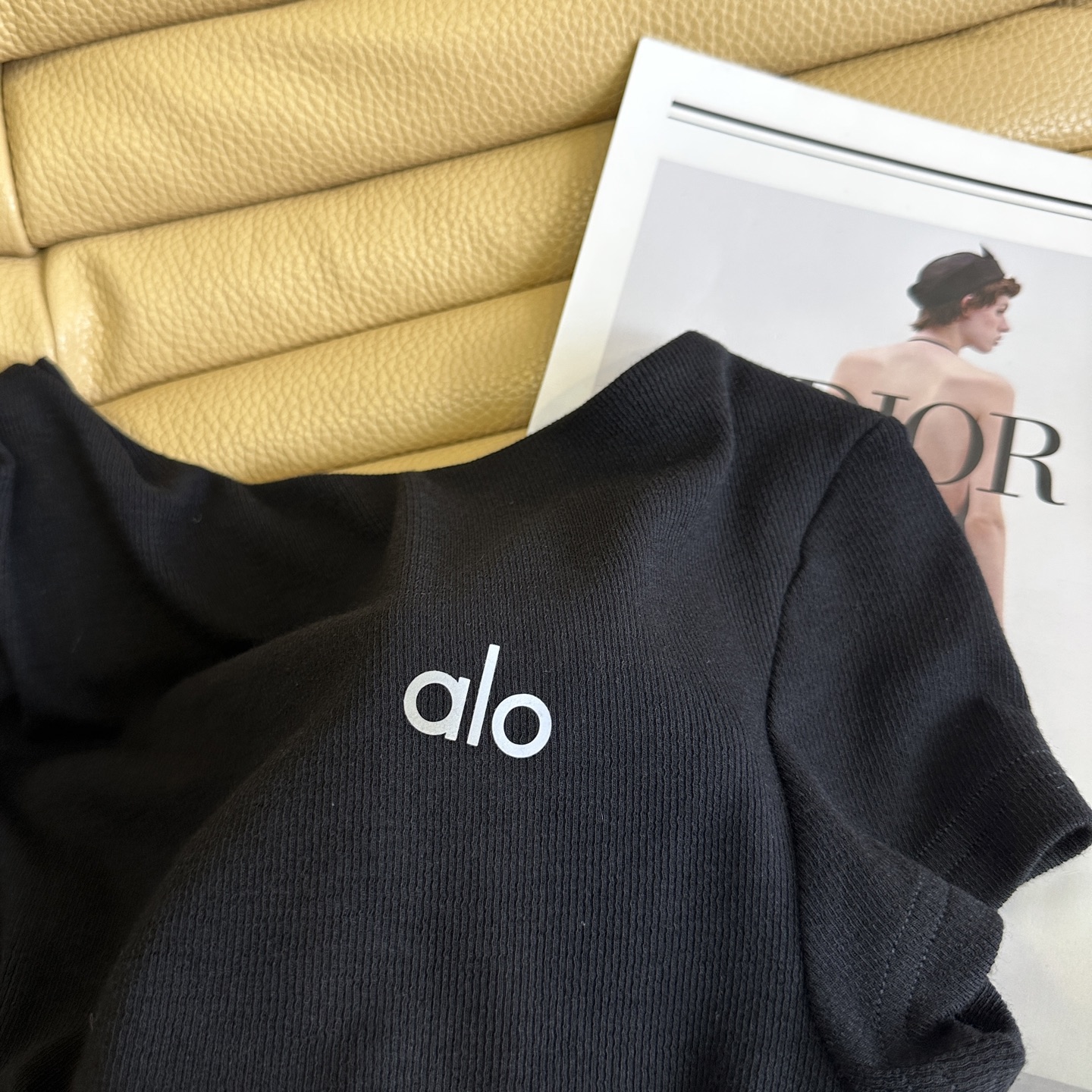 Popular T-shirts Collection: P345 and P414 Designs for Every Style - 图片 4