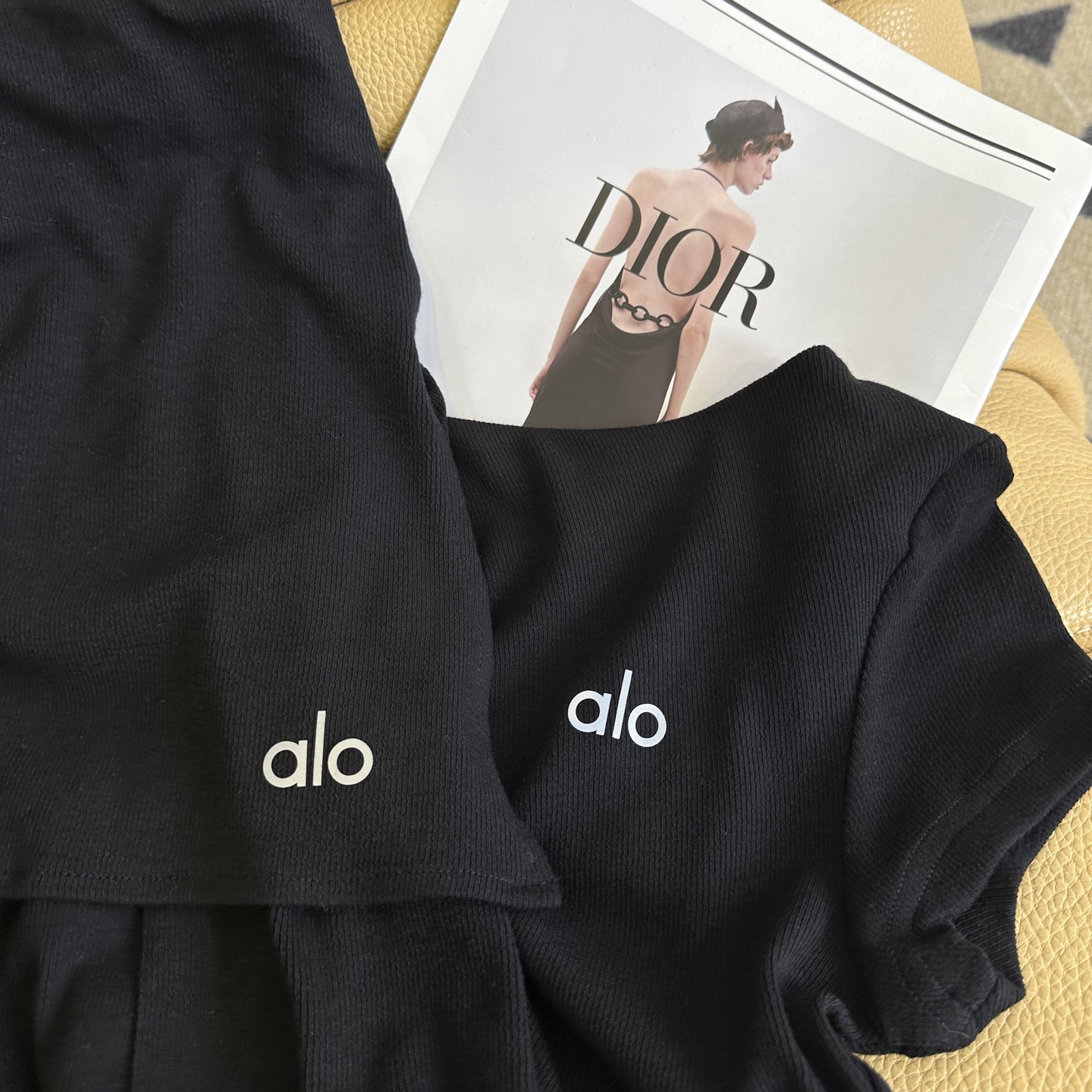 Popular T-shirts Collection: P345 and P414 Designs for Every Style - 图片 5