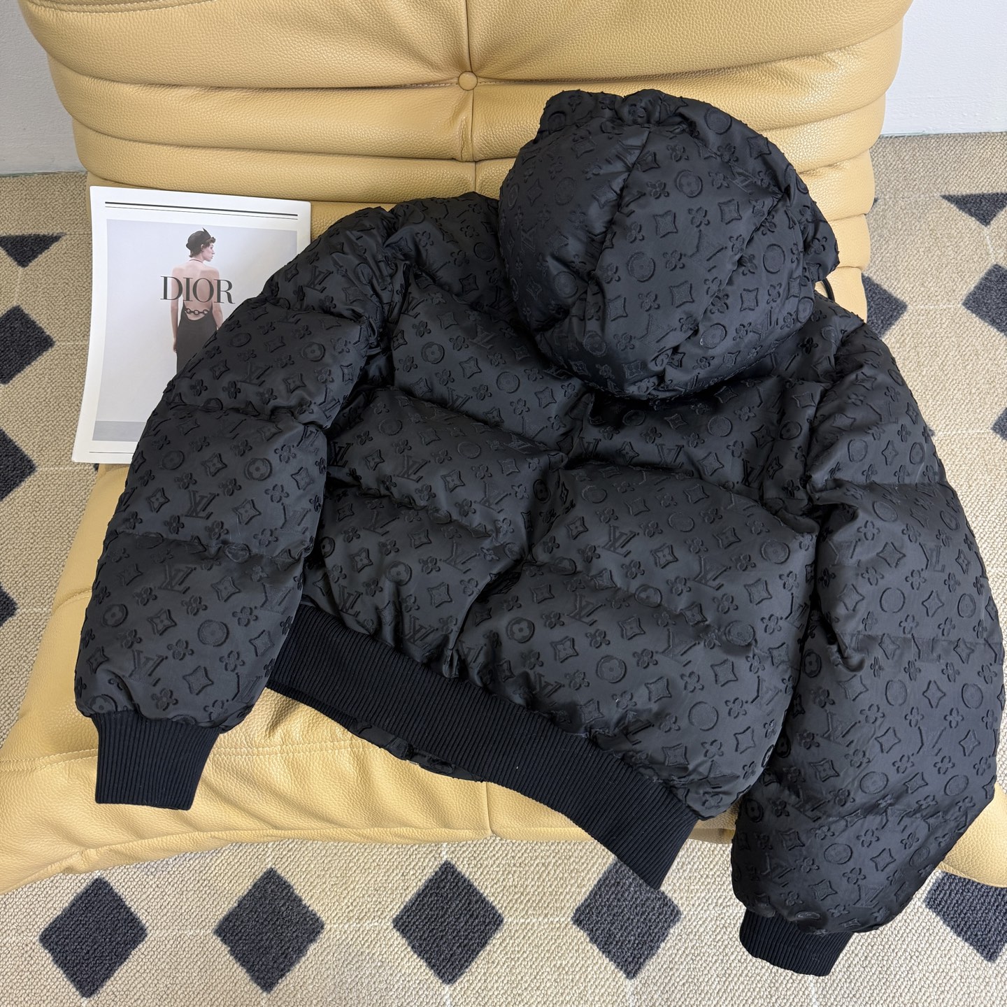 L Classic Monogram Padded Hooded Jacket, Winter Essential Outwear 10 i1761415518284 2937 0 8