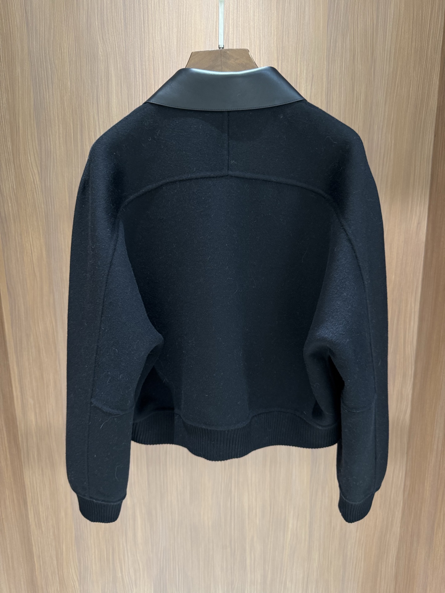 “2025 New Hermes Cashmere Jacket: Versatile Single-Rate Female Suit for Autumn and Winter” - 图片 4