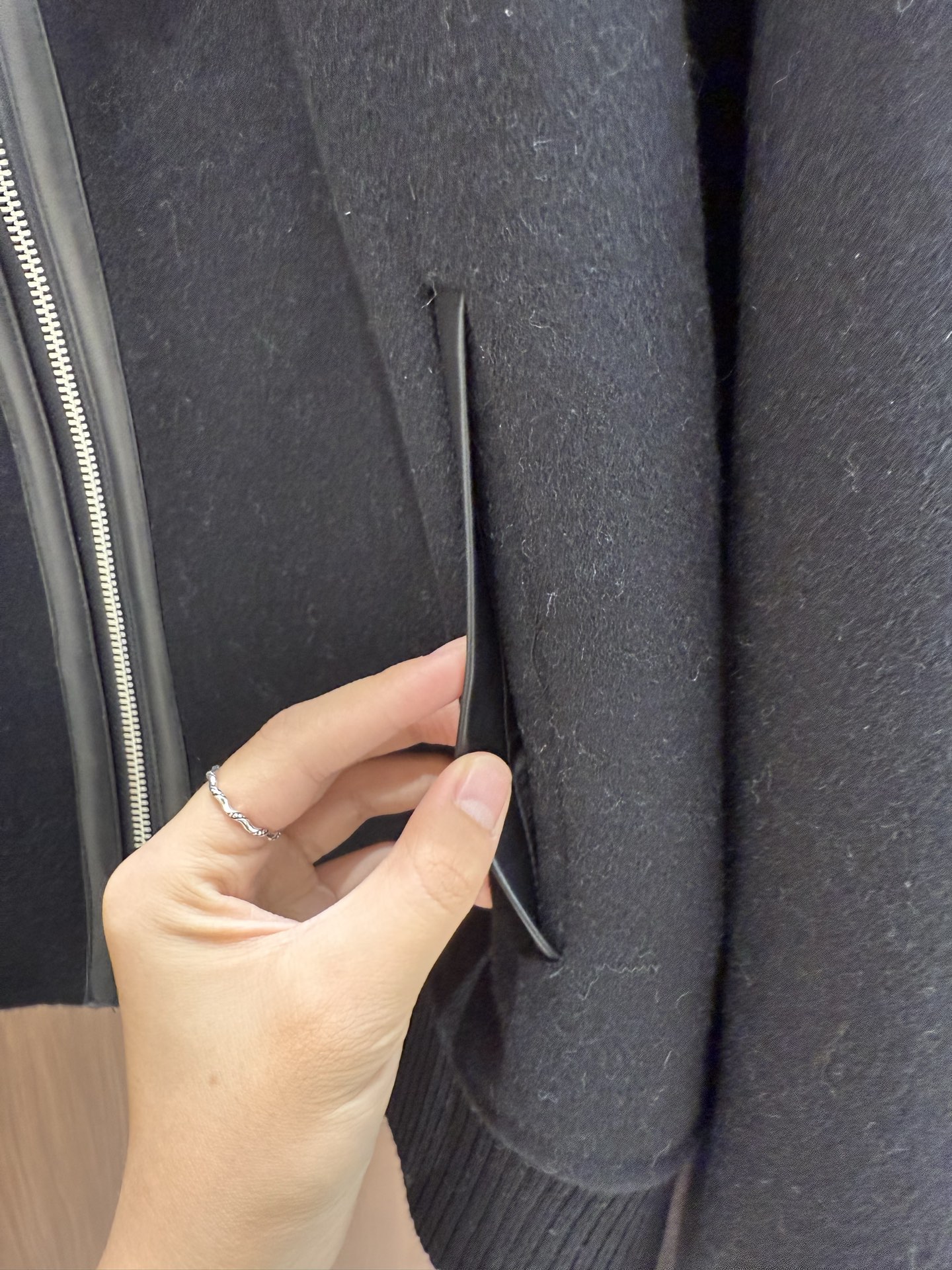 “2025 New Hermes Cashmere Jacket: Versatile Single-Rate Female Suit for Autumn and Winter” - 图片 7