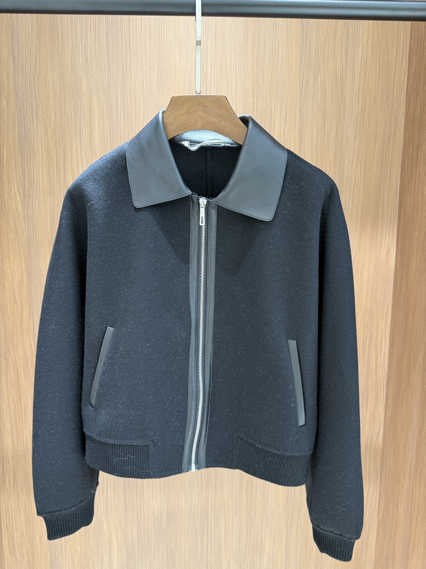 “2025 New Hermes Cashmere Jacket: Versatile Single-Rate Female Suit for Autumn and Winter” - 图片 2
