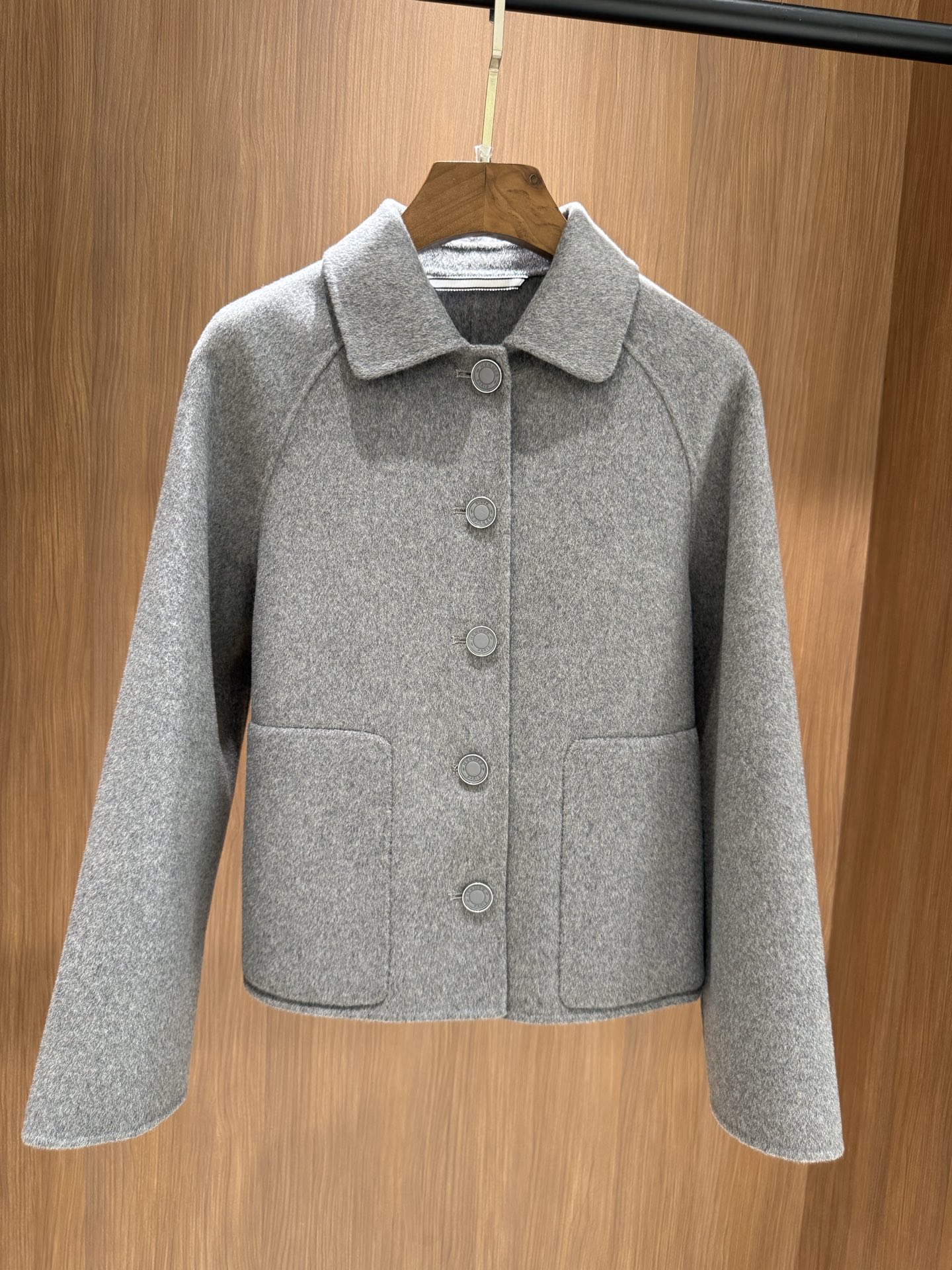 NO:500885,With dust bag Hermes 25 autumn and winter new style, classic single-breasted cashmere coat/coat 90 wool 10 cashmere four-color sml, hermes, jackets & coats, alexander wang19860909配防尘袋Hermes 25秋冬新款 经典单排扣羊绒大衣/外套 90羊毛10羊绒 四色sml,,hermes,jackets & coats,alexander wang,Women's clothing