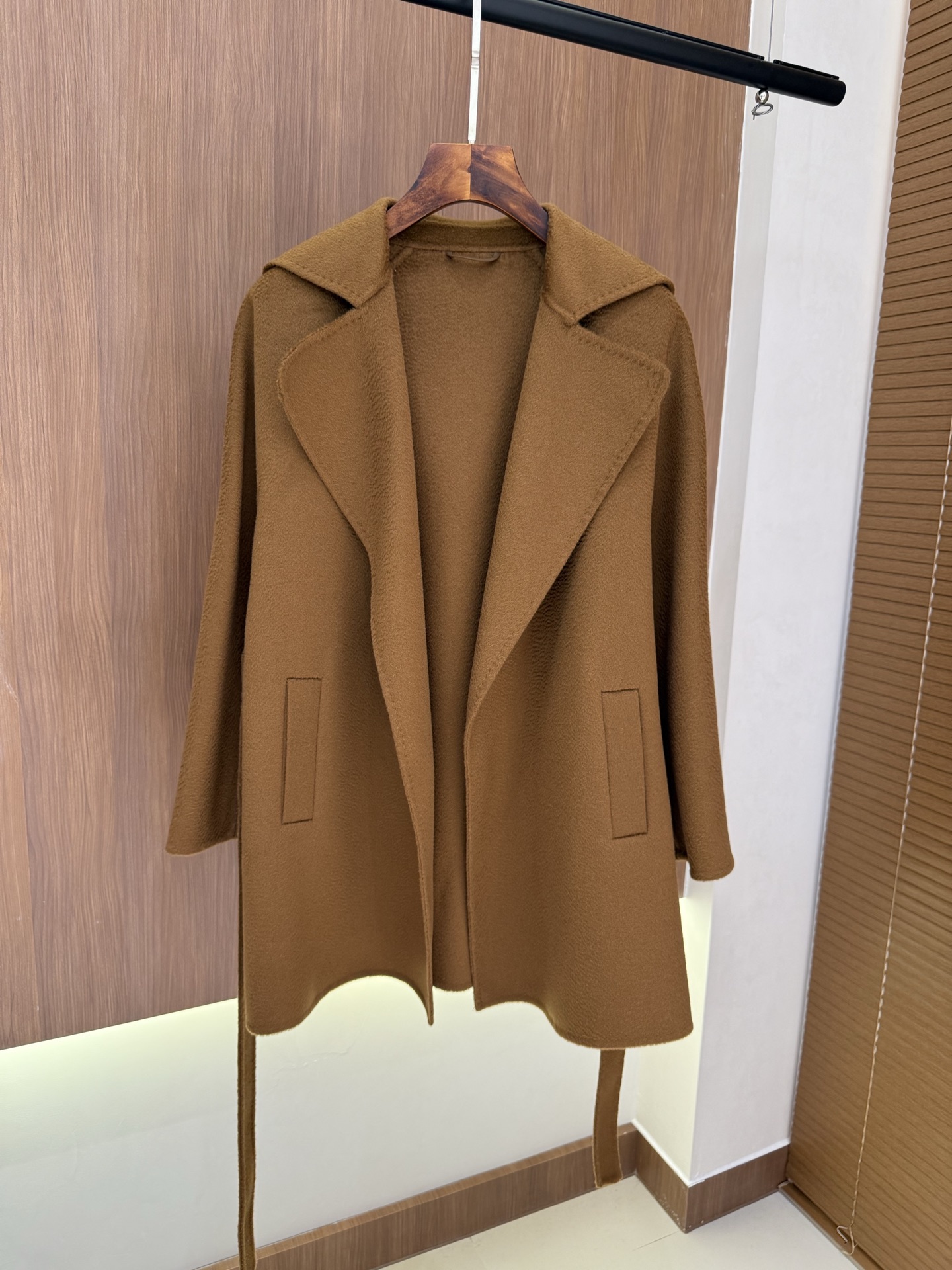 NO:500890,With dust bag MaxMara Gas classic cashmere series yb custom cashmere high version 5 colors Number of 36 38 40,,alexander wang19860909配防尘袋MaxMara Gas经典羊绒系列 yb定制羊绒 高版本 5色 码数36 38 40,,alexander wang,Women's clothing