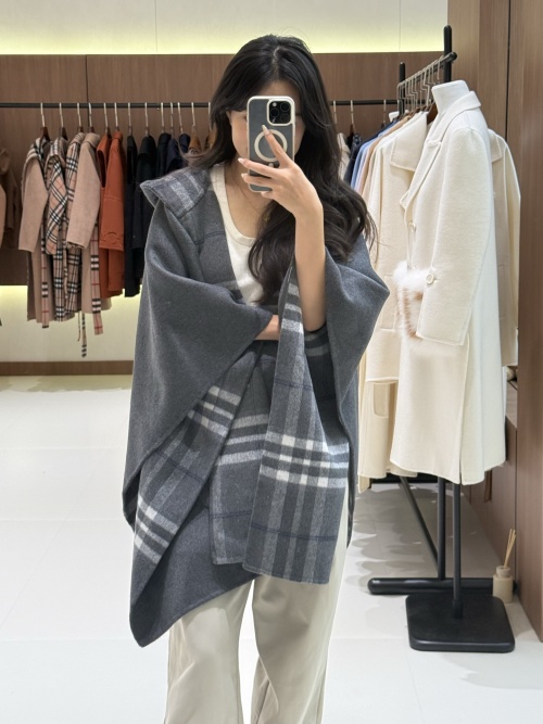 Elegant Grey Plaid Wool Blend Cape for Women - Stylish and Versatile 6 Elegant Grey Plaid Wool Blend Cape for Women - Stylish and Versatile