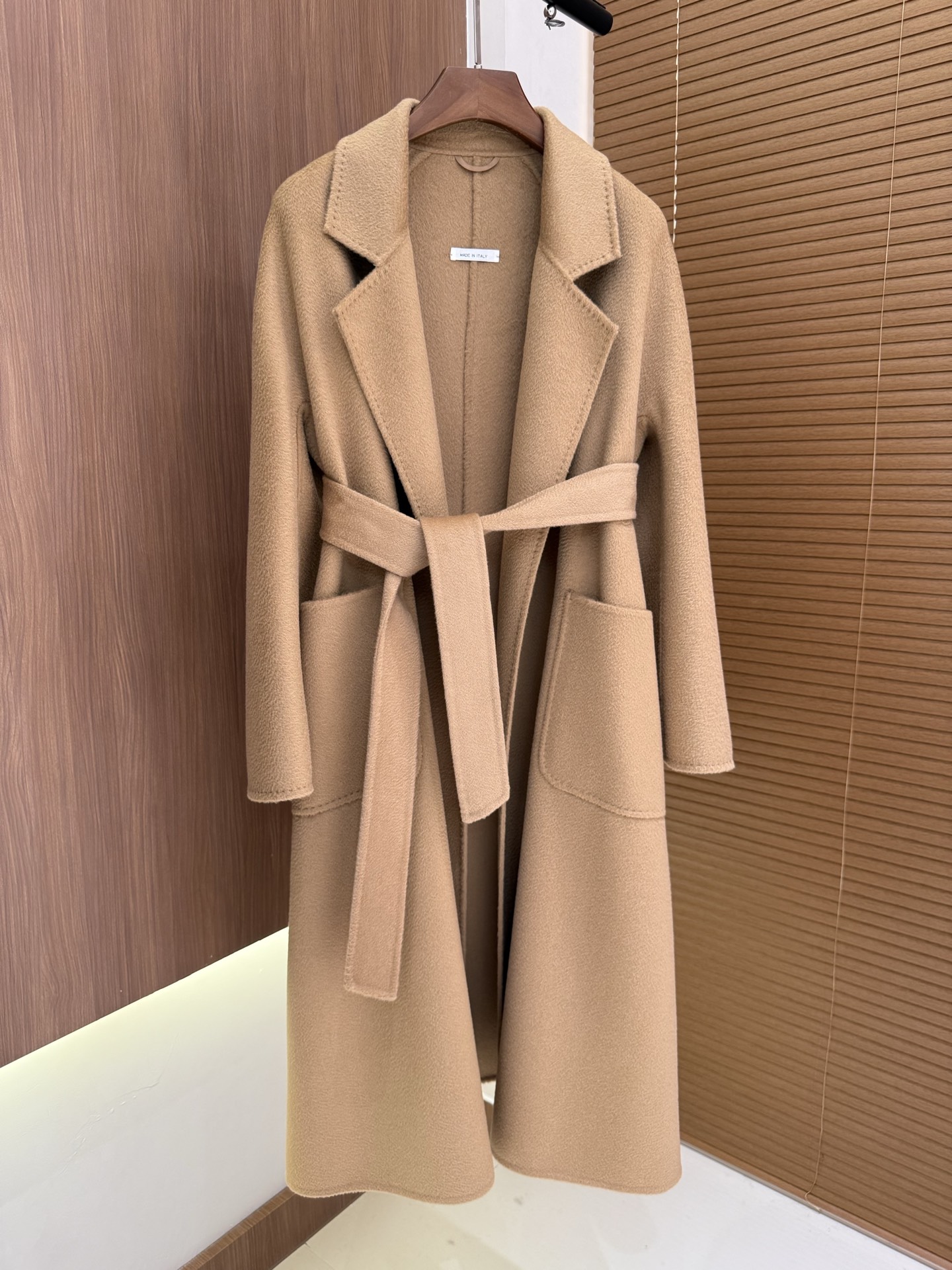Max Mara Labbro Manteau en Cachemire Camel - Élégance et Chaleur Intemporelles