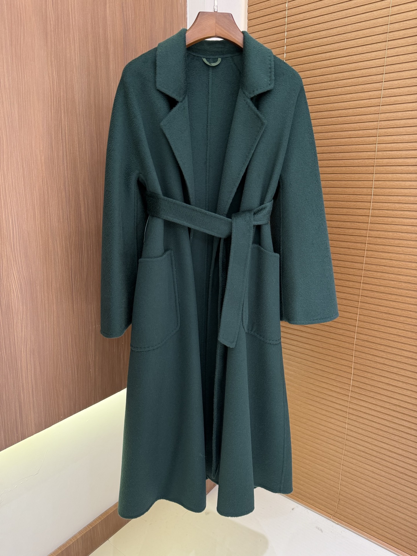 Max Mara Labbro Emerald Green 100% Cashmere Coat with Belt - Sizes 36-40