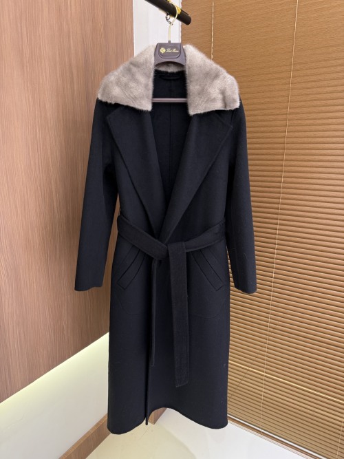 Loro Piana 2025 Cashmere Coat with Mink Fur Collar - Elegant and Warm 1 Loro Piana 2025 Cashmere Coat with Mink Fur Collar - Elegant and Warm