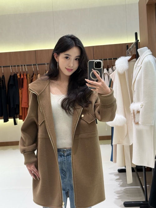Max Mara Wool-Blend Coat | Hooded Mid-Length Casual Winter Outerwear 1 Max Mara Wool-Blend Coat | Hooded Mid-Length Casual Winter Outerwear
