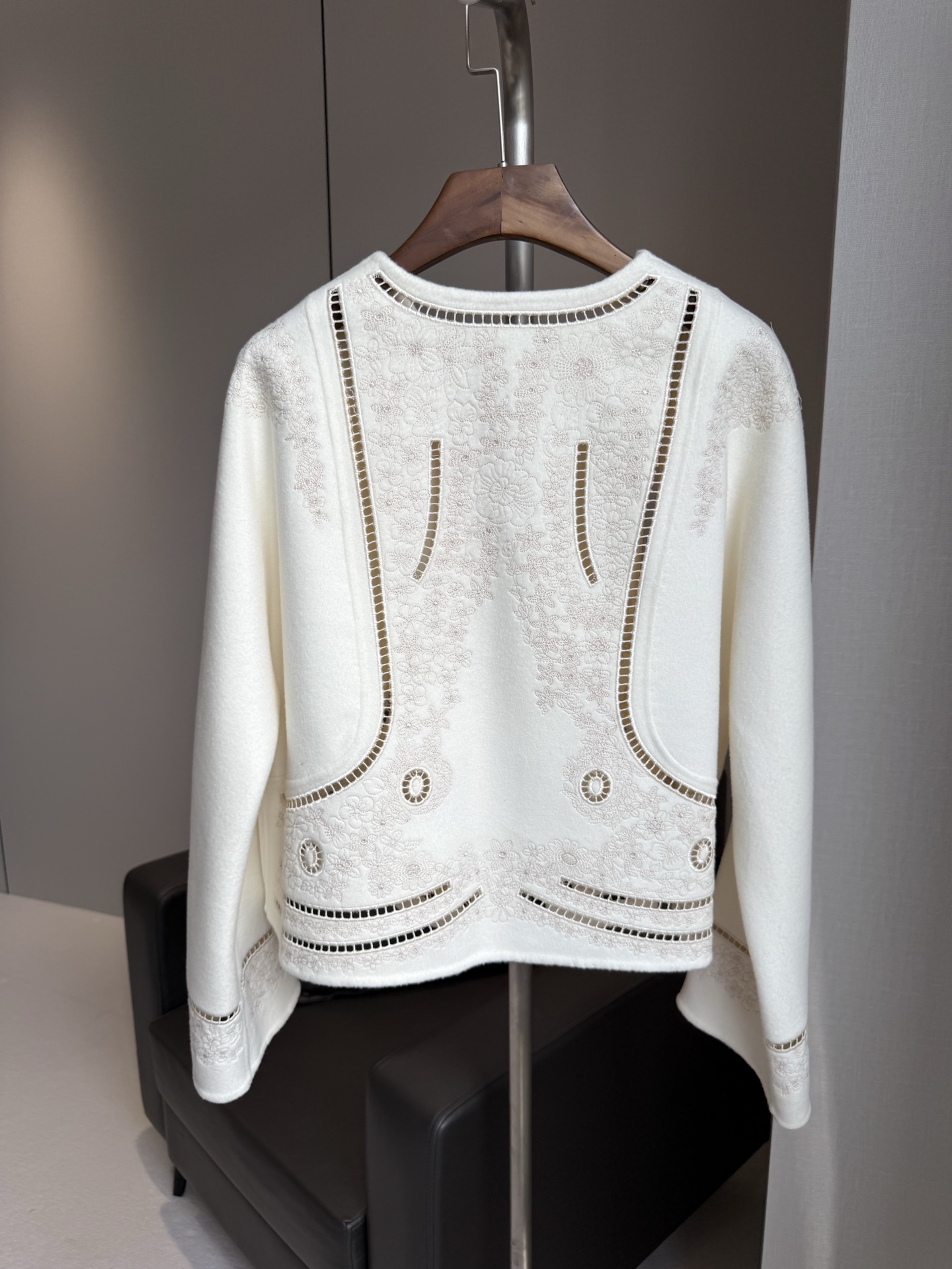 Embroidered Cutout Double-Face Cashmere Short Jack