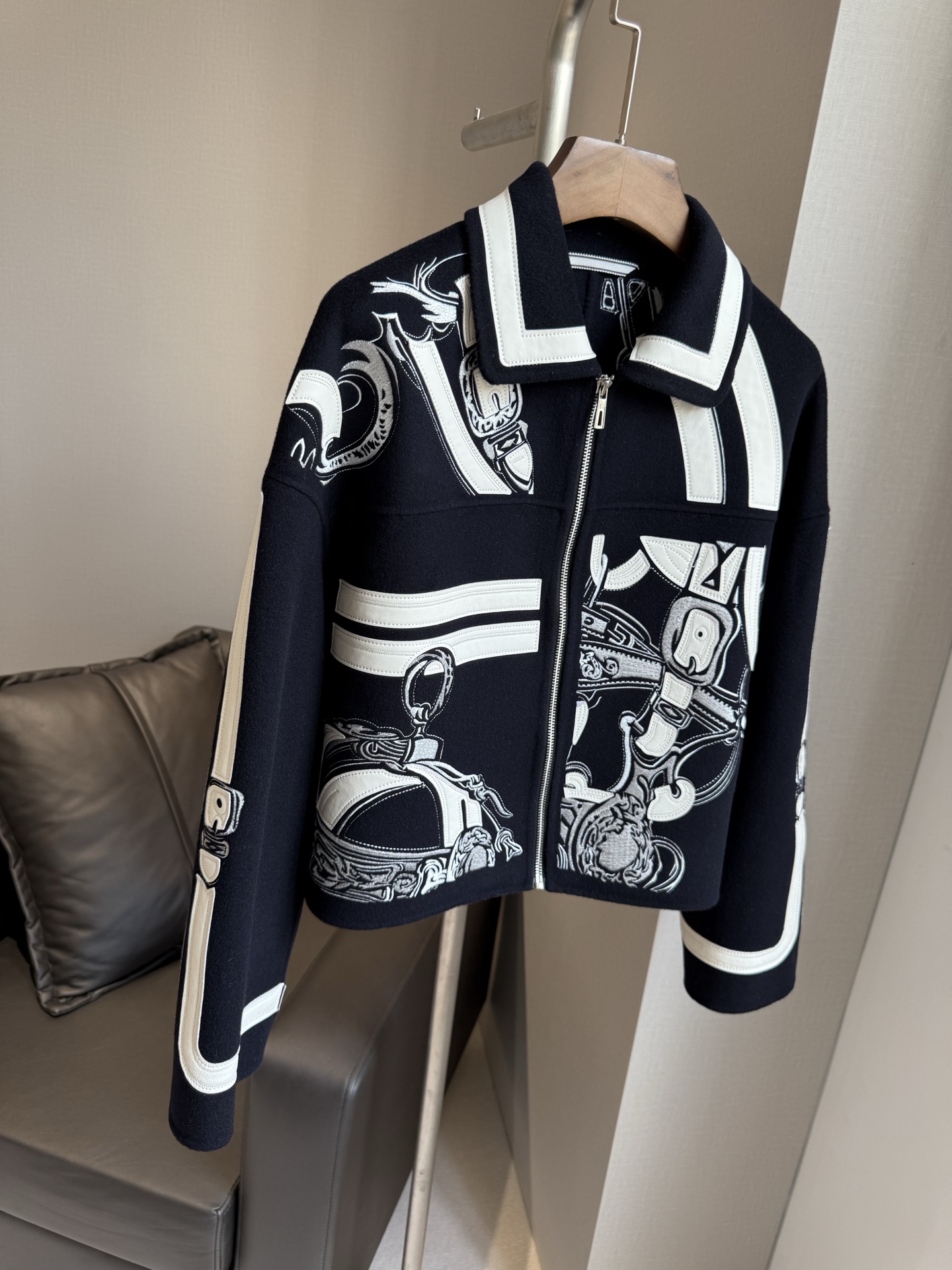 HERMÈS Graphic Printed Double-Face  Cropped Jacket