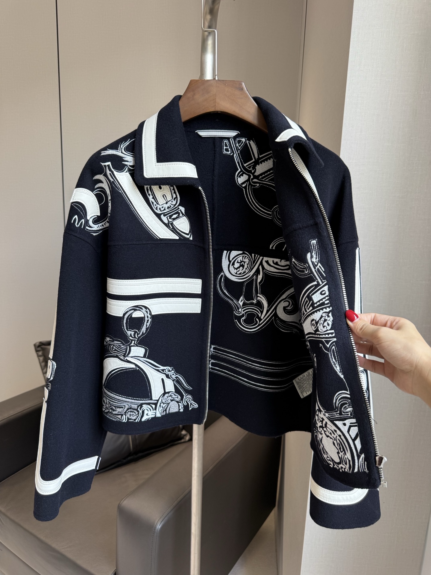 HERMÈS Graphic Printed Double-Face  Cropped Jacket